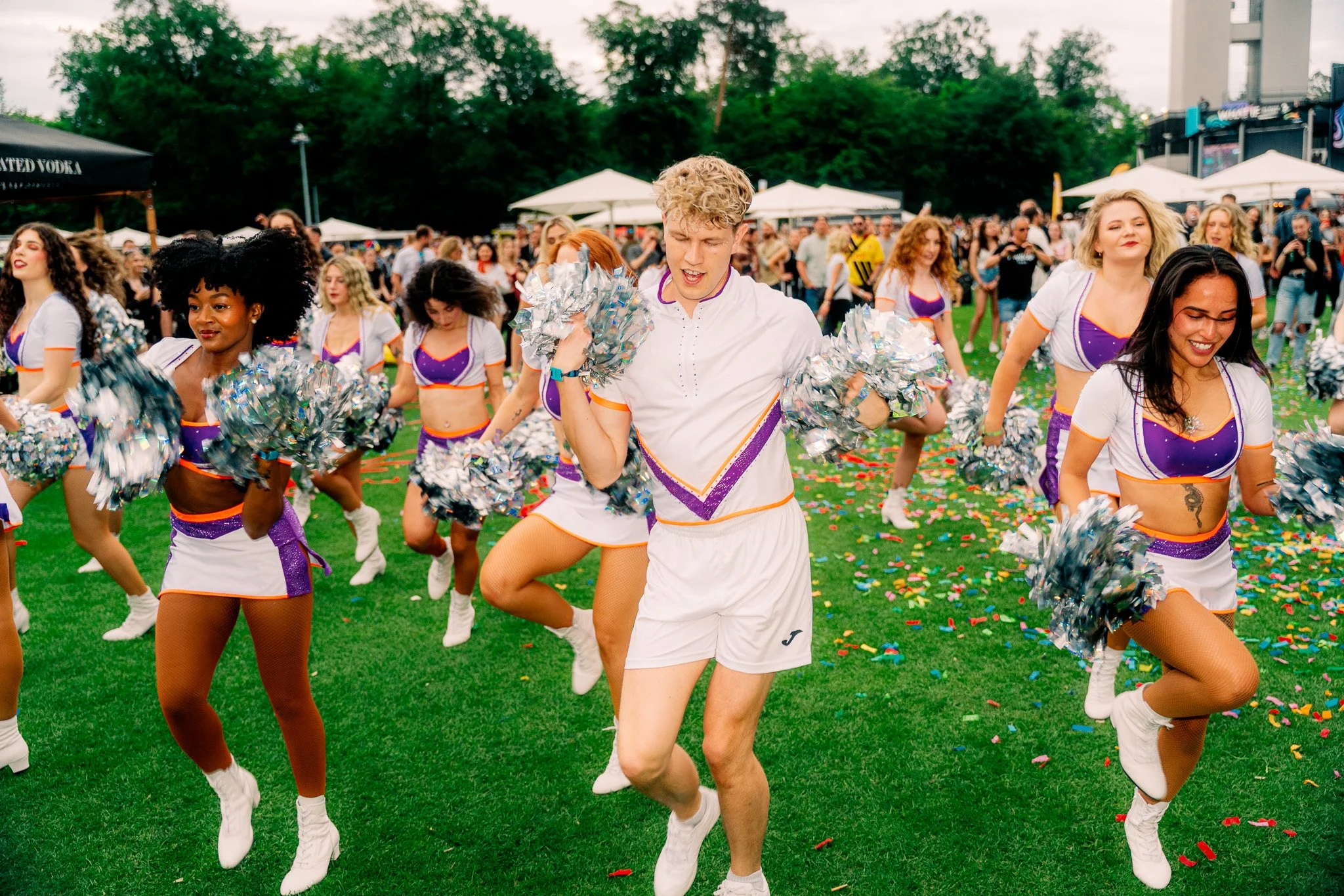 Galaxy_Dancers_WCD_web-05636.jpg