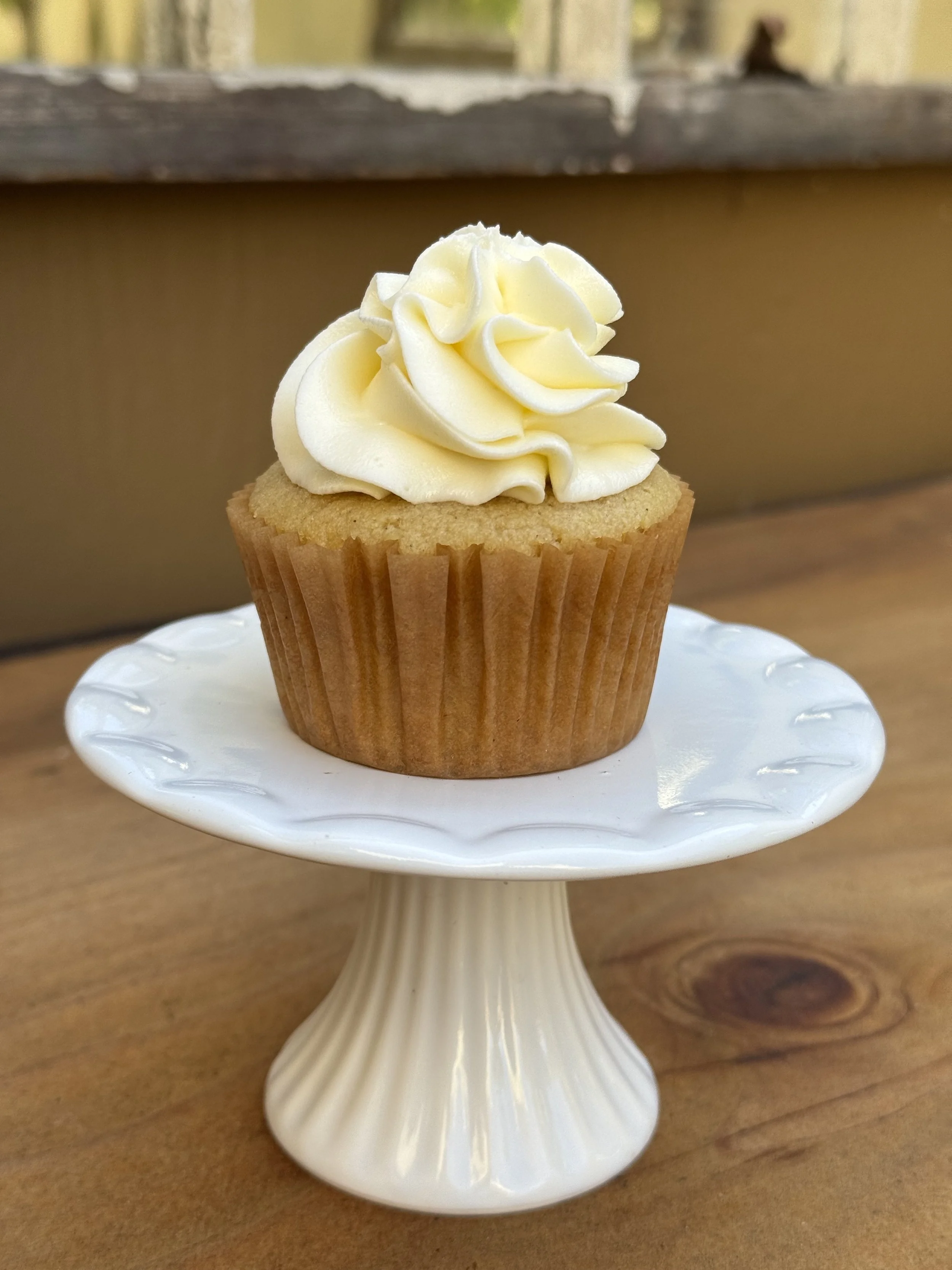 Vanilla Bean Cupcake