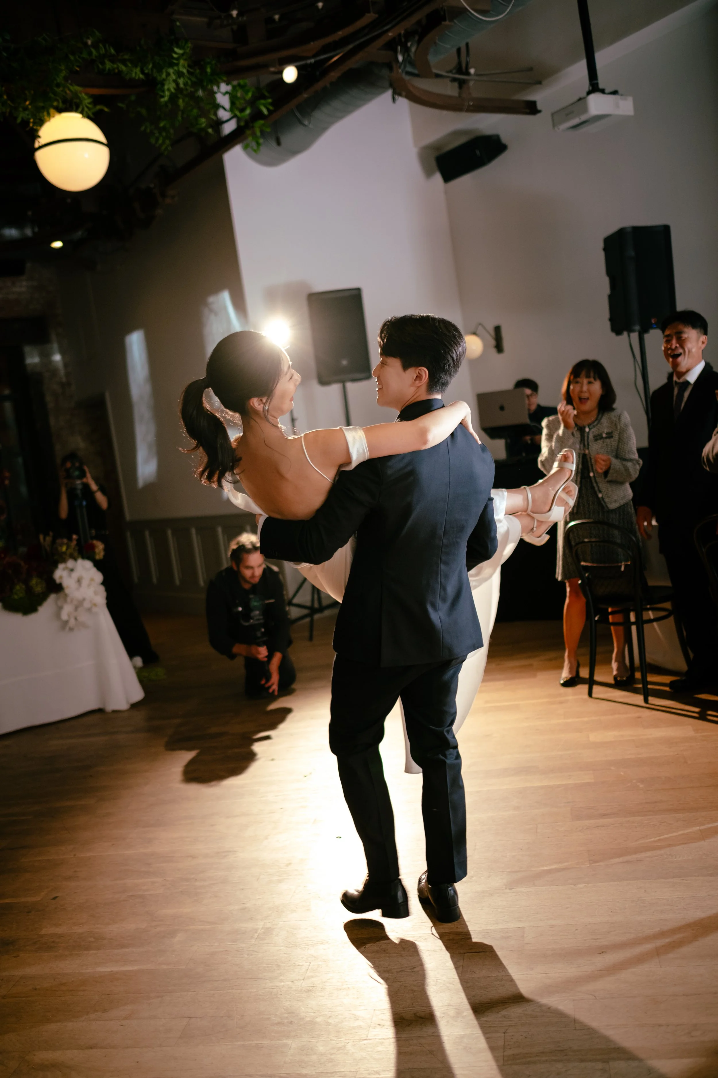 Cean and Evelyn (photographer @chanmiphoto)