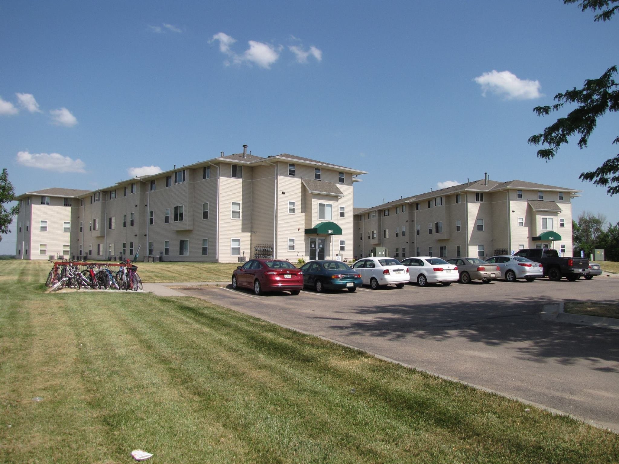 Ridgeland Park_exterior_01.jpg