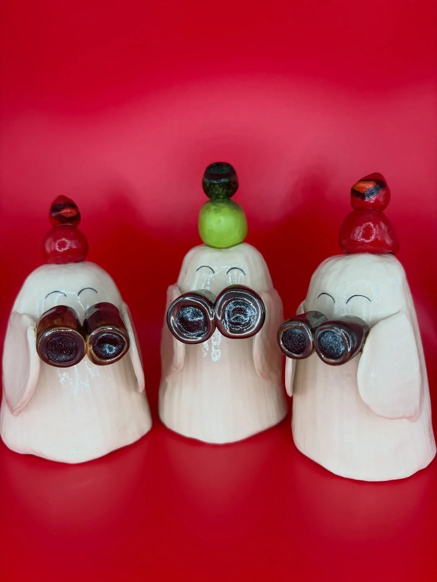 If you are looking to add a new haunt to your home&hellip;&hellip;&hellip;Bird watchers and other Ghosties will be available at Heartizaar Sunday Feb 8th at the St Pete Shuffleboard Club. 

Come say hi and meet our Boos from 10-3. 👻