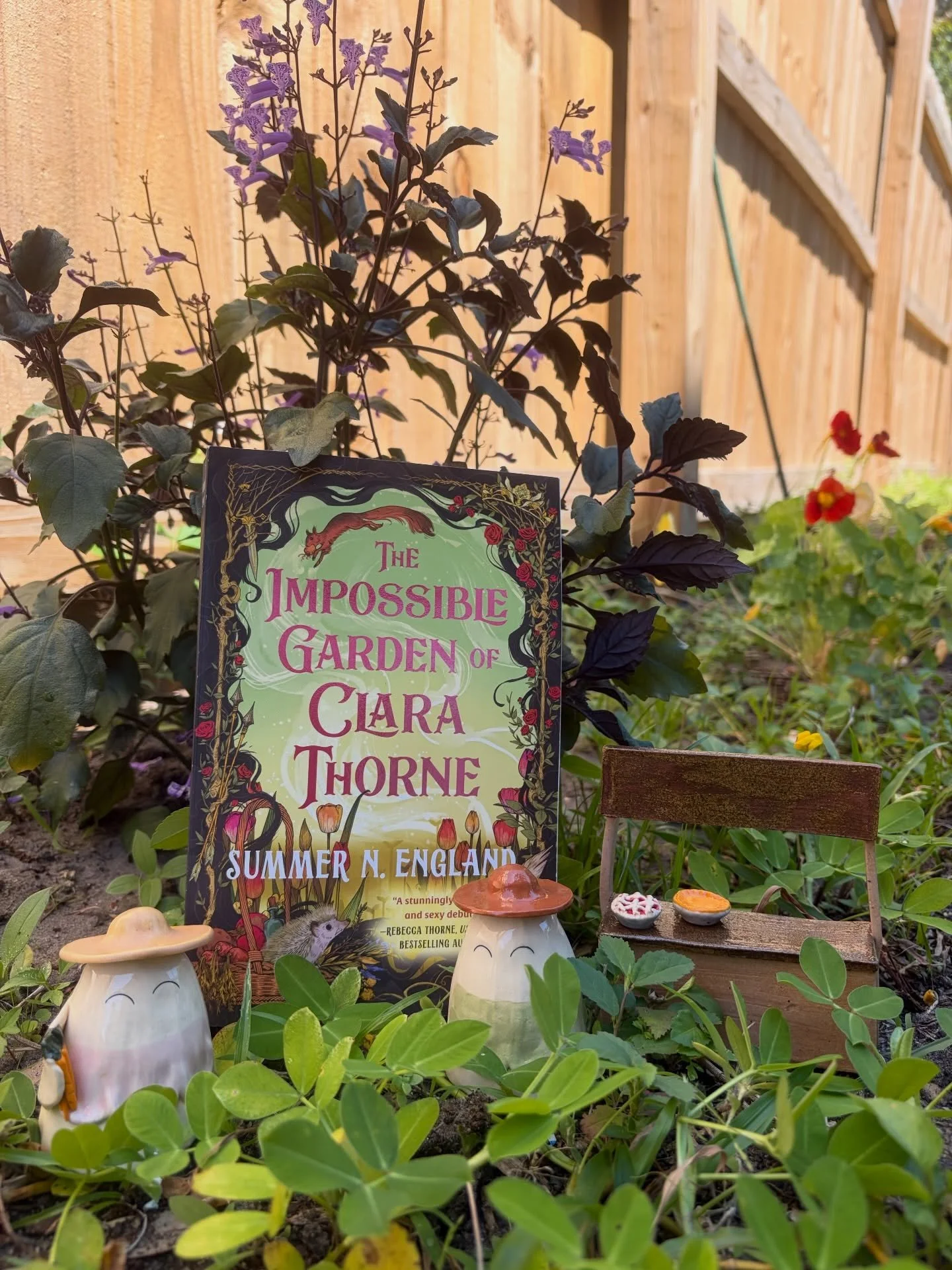 Pretty excited to dive into the debut novel by one of my favorite Internet strangers @summernengland.

Fun fact- the gardener/farm stand ghosties and their farm stand were inspired by a watercolor illustration she shared last summer. 

Do we think th