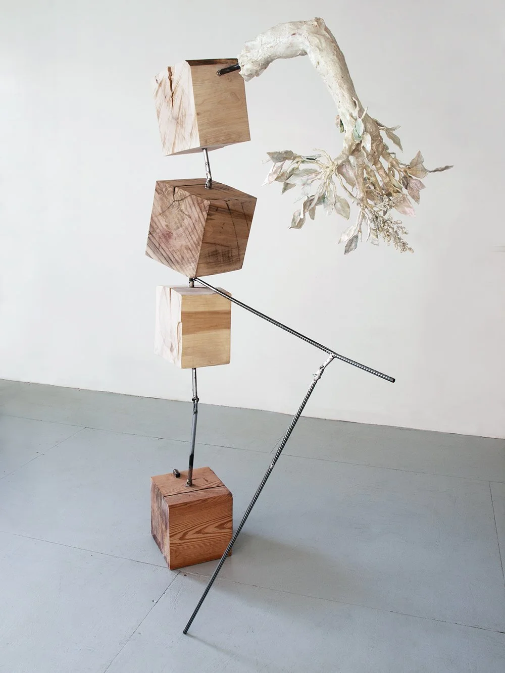 yasue-maetake-A-Touch-of-Foliage-on-Timber-Untited-by-Ferrous-view-02-2014.jpg
