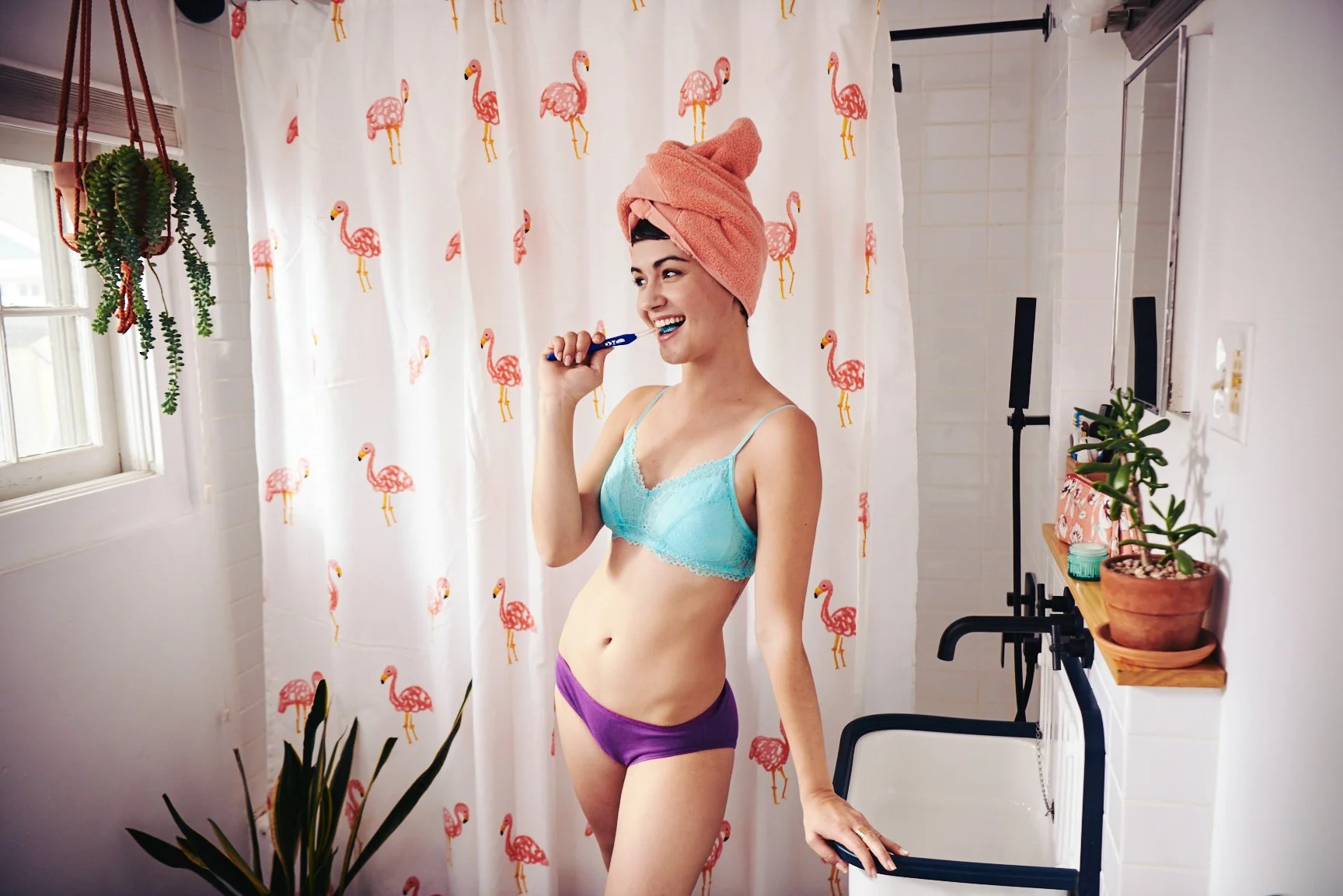 20190409_FOTL_Shot_8_Bathroom_Bikini_1978.jpg
