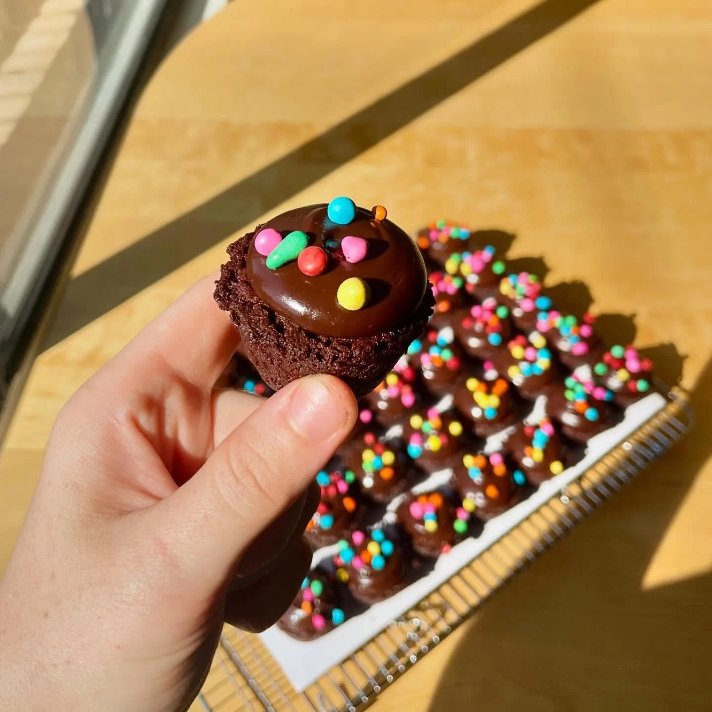 Cosmic brownie cuties for Andrew&rsquo;s otherrrrr birthday treat ❤️🥳🛼🪩 these were an ideal accompaniment to the roller rink