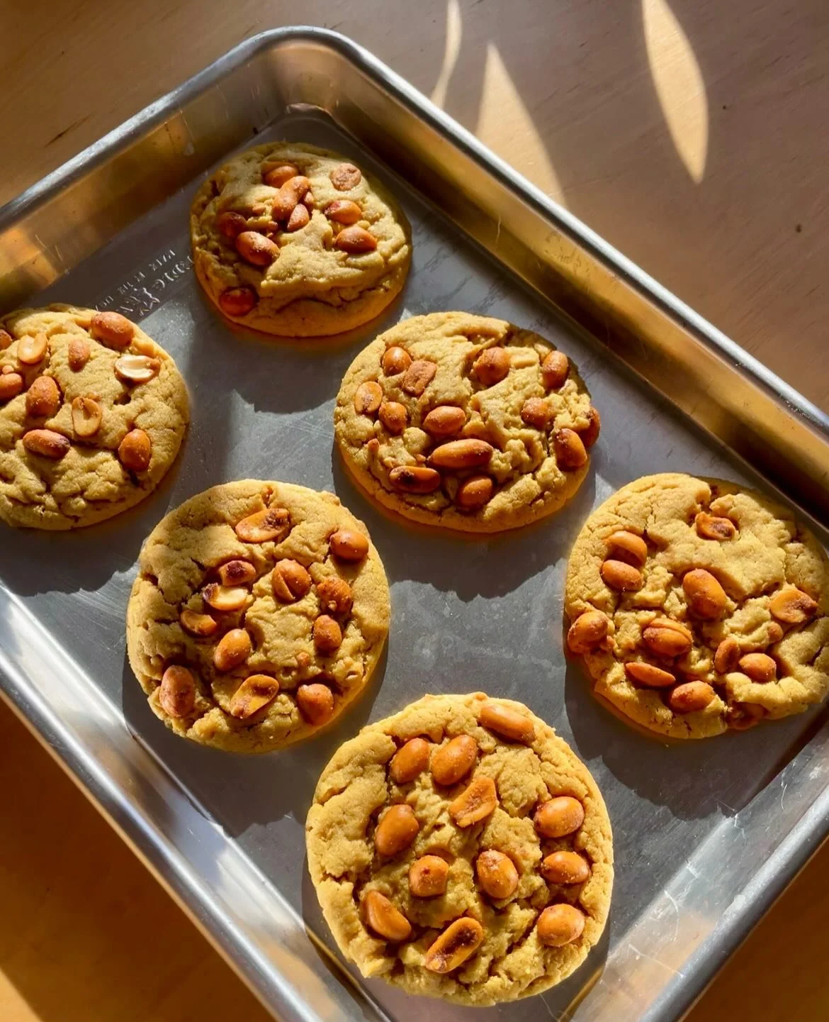 Inspired by @natashapickowicz spicy-ish peanut cookie &mdash; swapped sichuan peanuts for tandoori spice 🥜 added garam masala, black pepper, and turmeric to the cookie dough&hellip; YUM 🌶️ 🥵