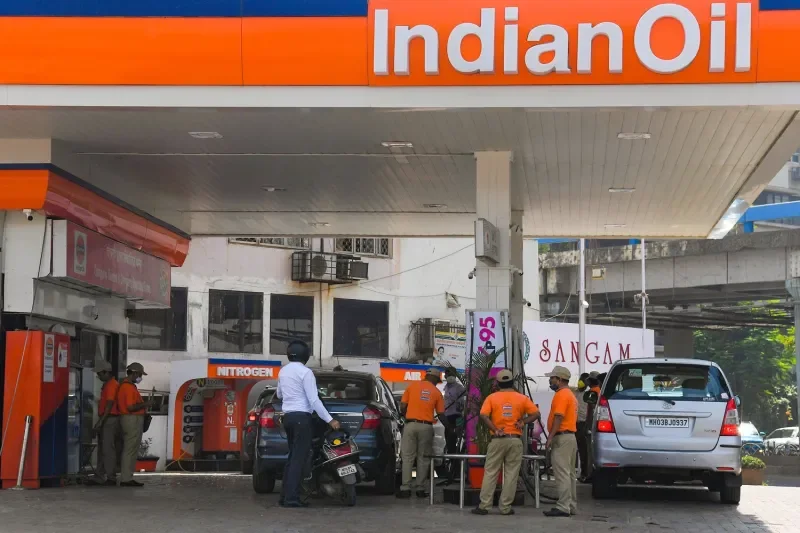 U.S Warns India About Russian Fuel Purchases