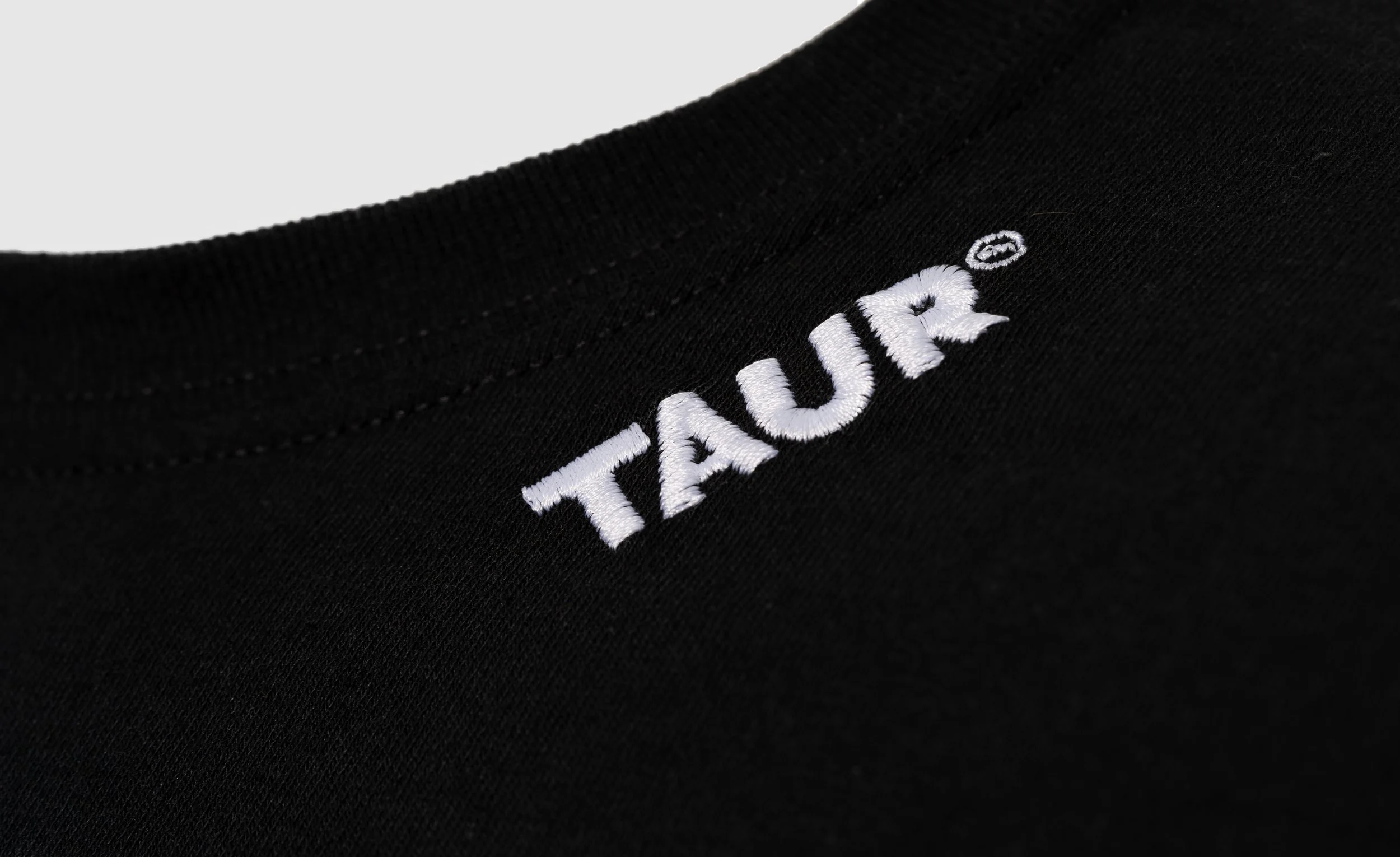 T-Shirt-Detail,-collar-2.jpg