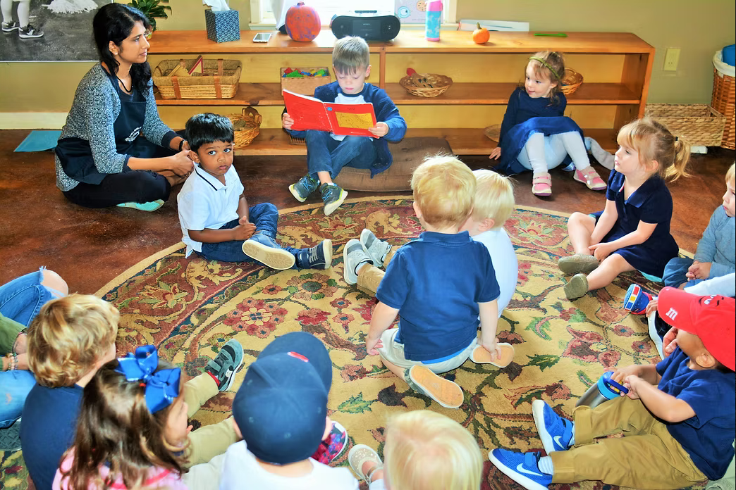 Screenshot 2025-09-03 at 17-42-57 A Day at LHM lakehillsmontessori.png