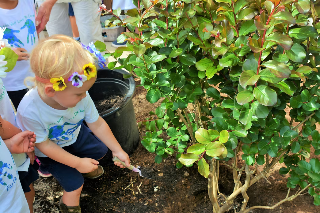 Screenshot 2025-09-03 at 17-41-05 A Day at LHM lakehillsmontessori.png