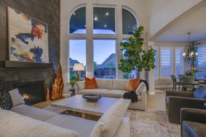 Sell in May or Wait for Summer in Dallas?