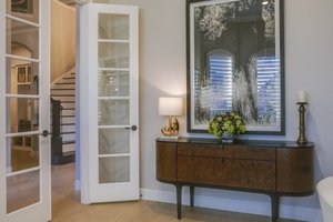 Selling a Home in Kessler Park Dallas: What to Expect