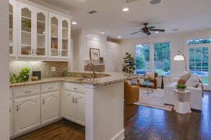 Relocating to Oak Cliff Dallas? Here's Your Realtor