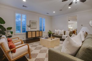 Who Should I Use to Buy a Home in Kessler Park Dallas?