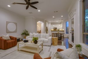 Who Gets Top Dollar Selling Homes in Kessler Park?