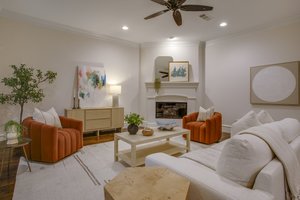 Buying a Craftsman Bungalow in Kessler Park: Who to Call