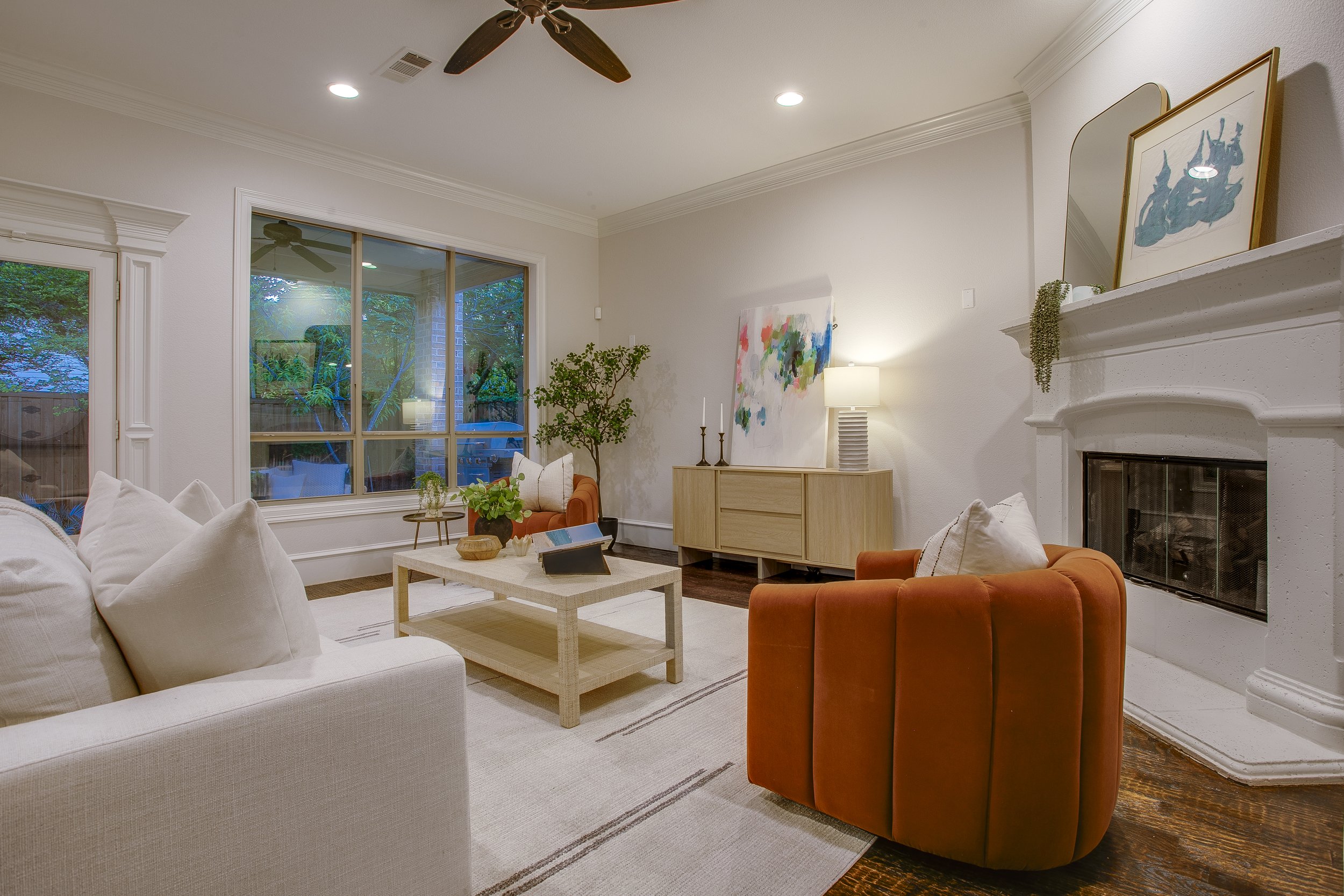 Who to Contact to Buy a Home in Bishop Arts District