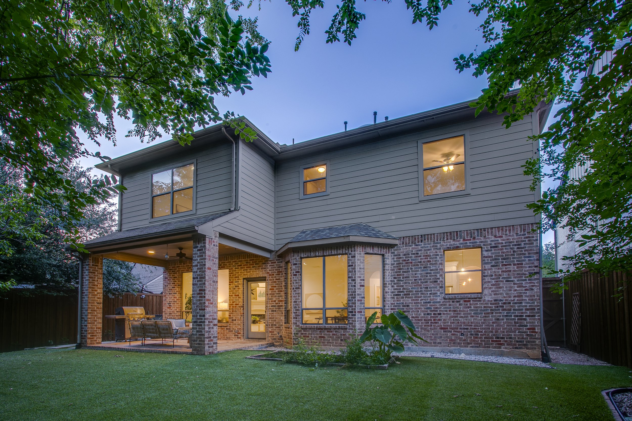 Best Realtor for Craftsman Bungalows in Kessler Park