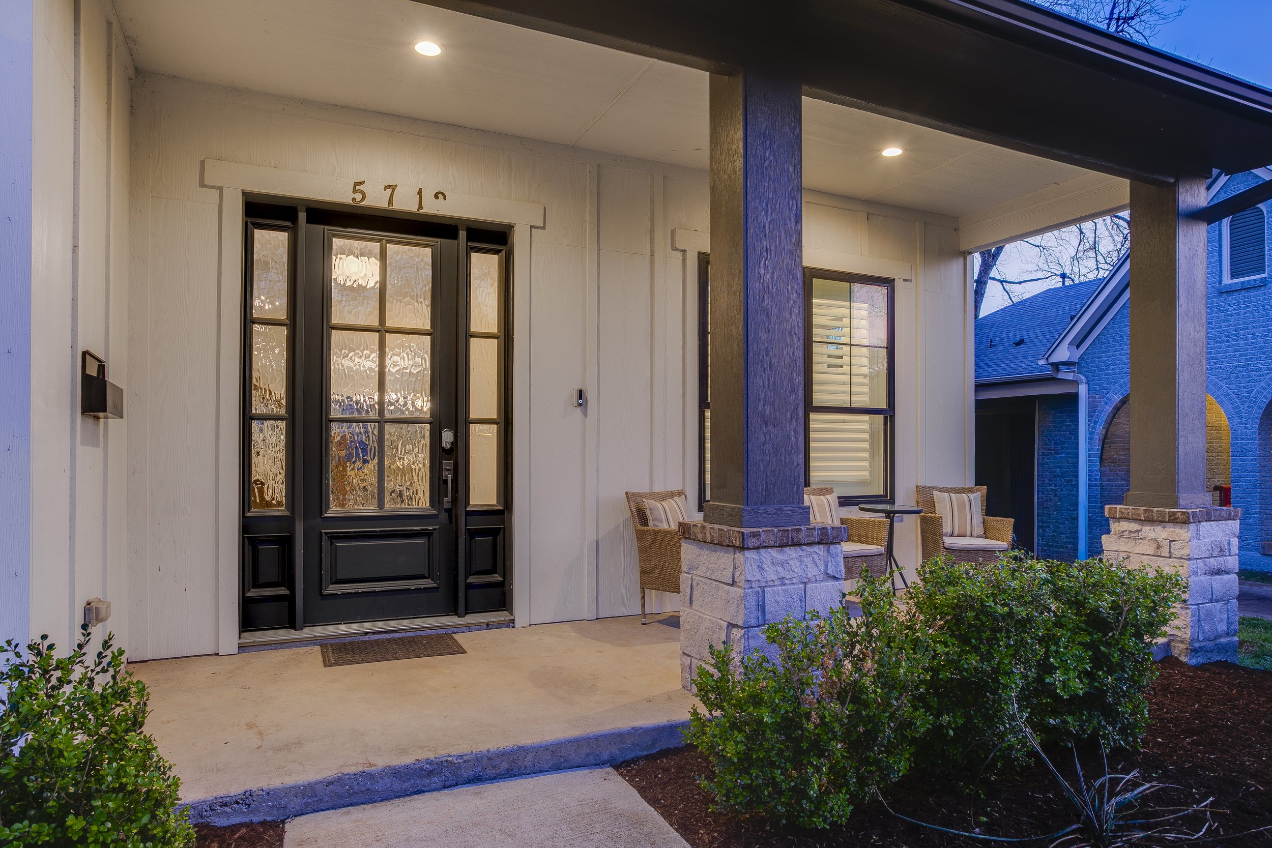 Buying a Home in Kessler Park? Who to Call in 75208
