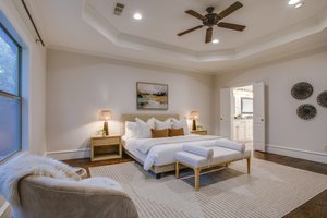 Winnetka Heights Craftsman Bungalow Realtor | Eugene Gonzalez