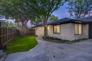Oak Cliff Home Value 2026: What's Your Home Worth?