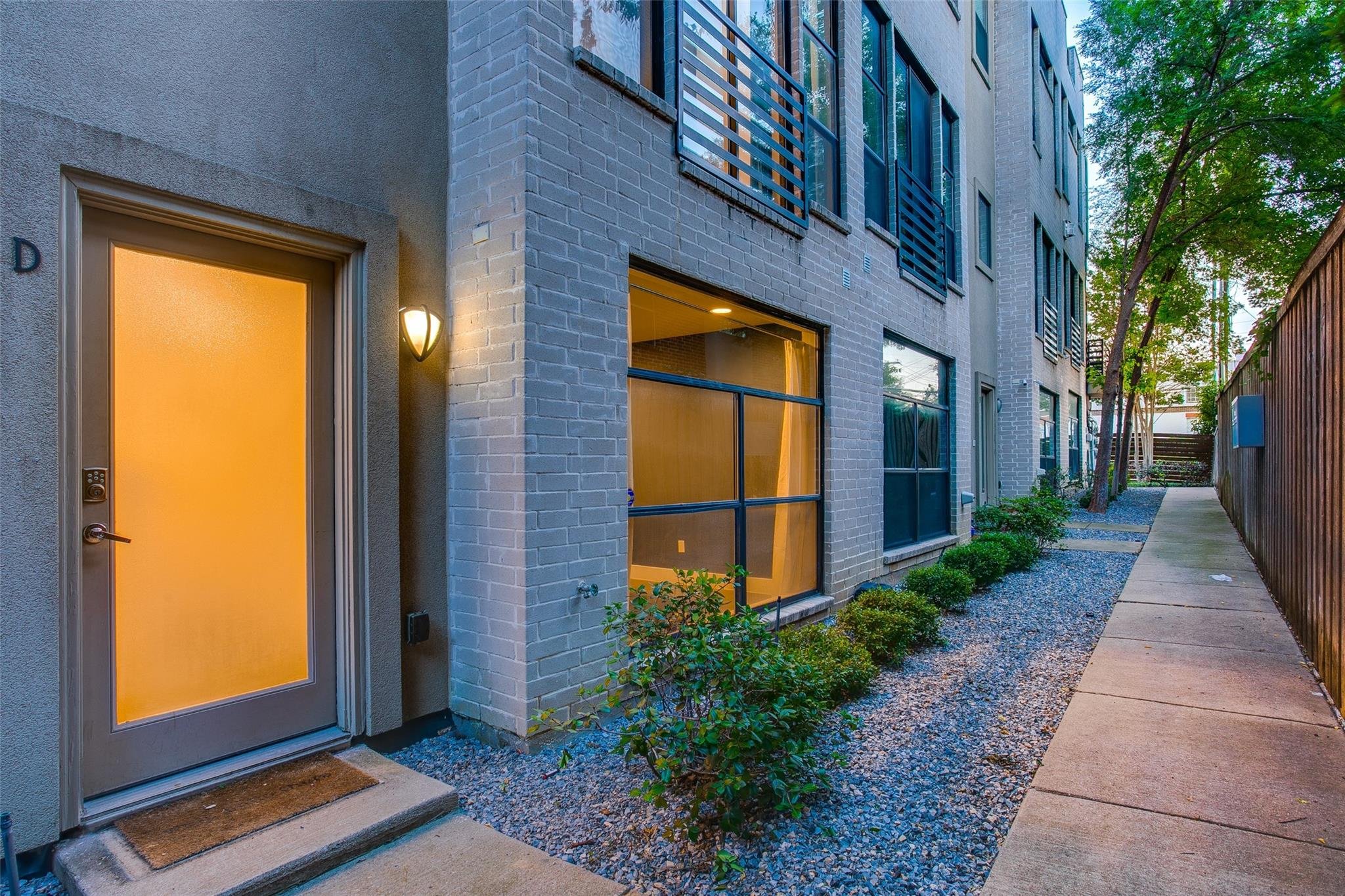 Top Signs It's Time to Sell Your North Oak Cliff Home
