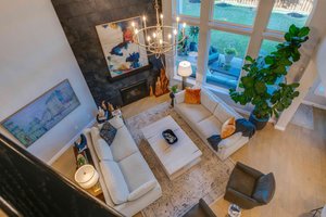 Should You Sell or Refinance Your Oak Cliff Home in 2026?
