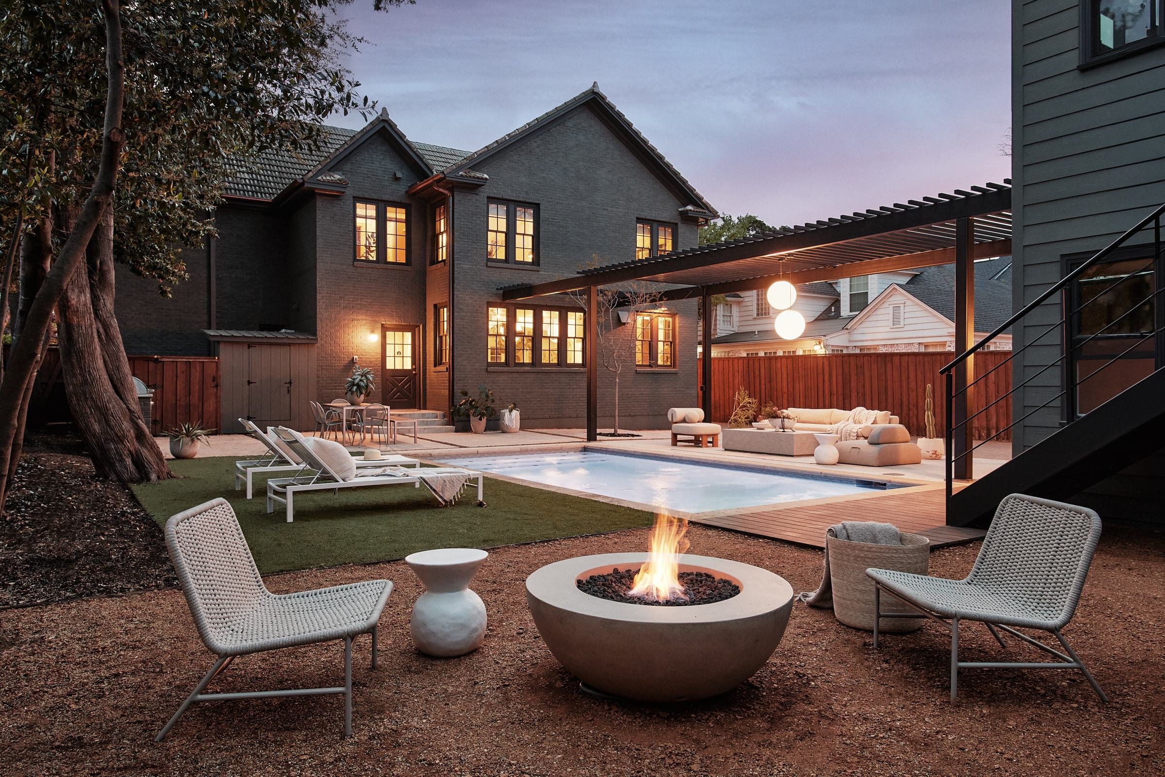 Moving to Oak Cliff, Dallas? Realtor to Call: Eugene Gonzalez