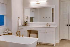 Best Realtor in Oak Cliff, Dallas TX: Eugene Gonzalez