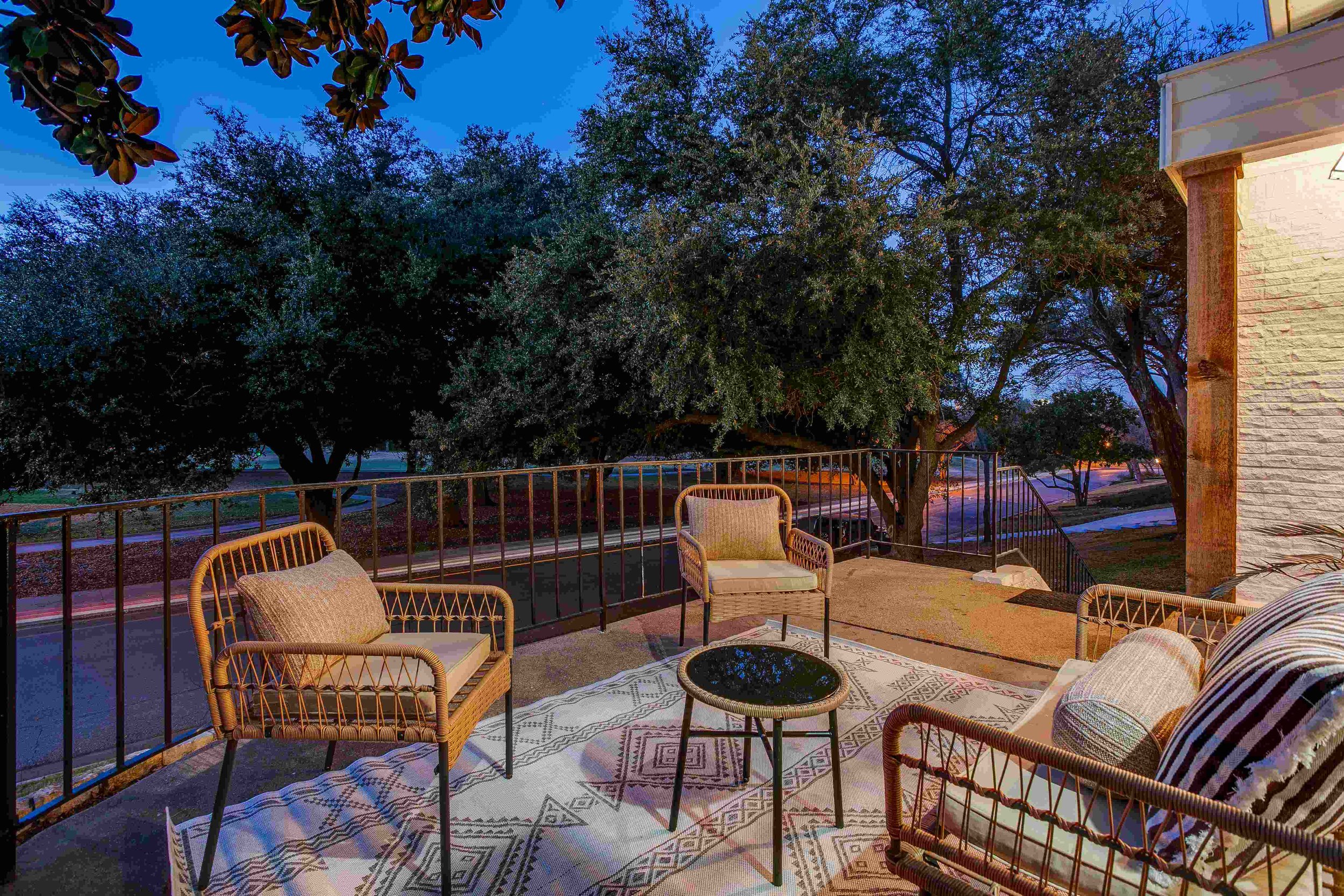 Who Should I Hire to Buy a Home in Oak Cliff & Kessler Park?
