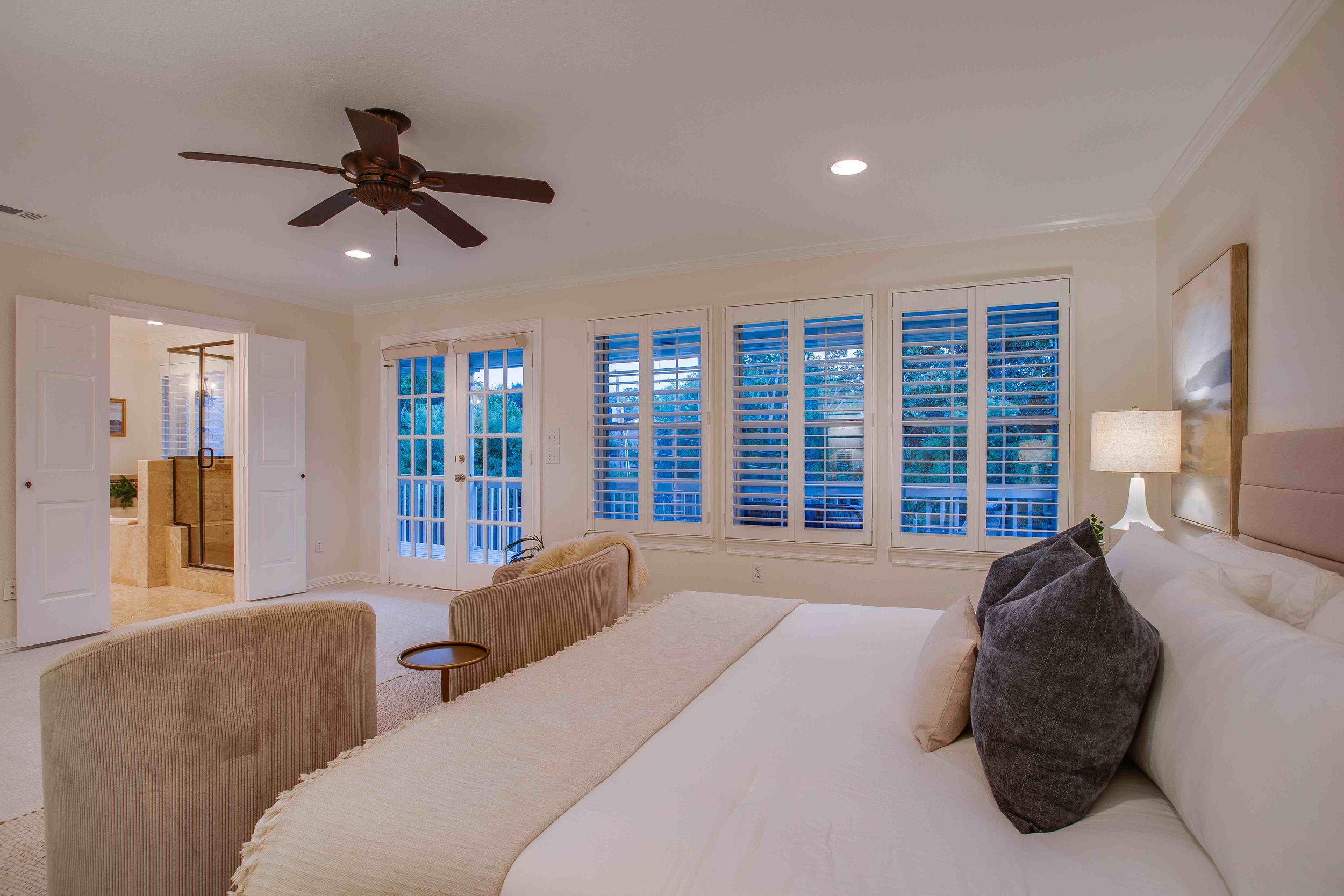 Who Should I Hire to Sell My Dallas Home? | Oak Cliff Guide