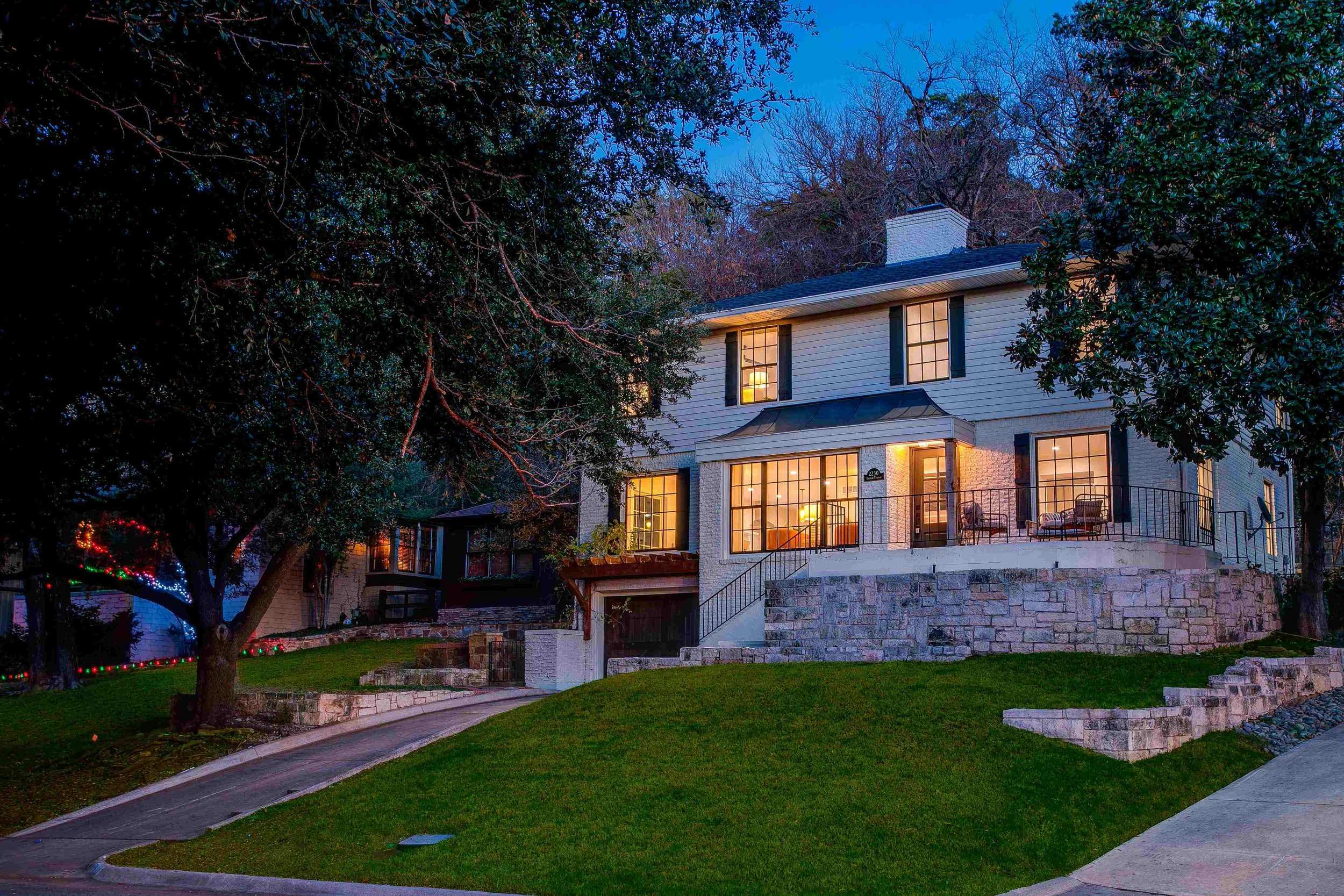 Best Realtor for Dallas Investment Property in Oak Cliff