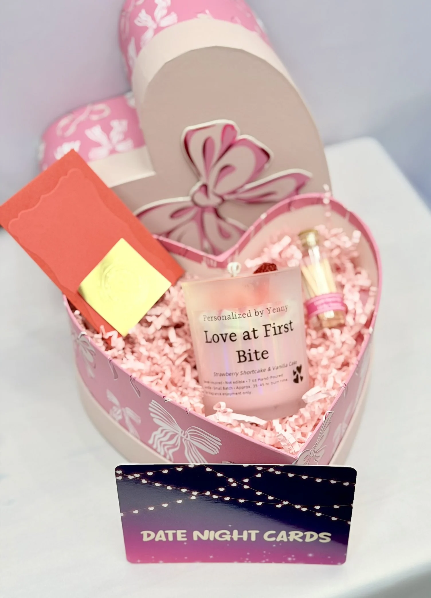 💕 Love at First Bite Valentine’s Gift Box 7oz