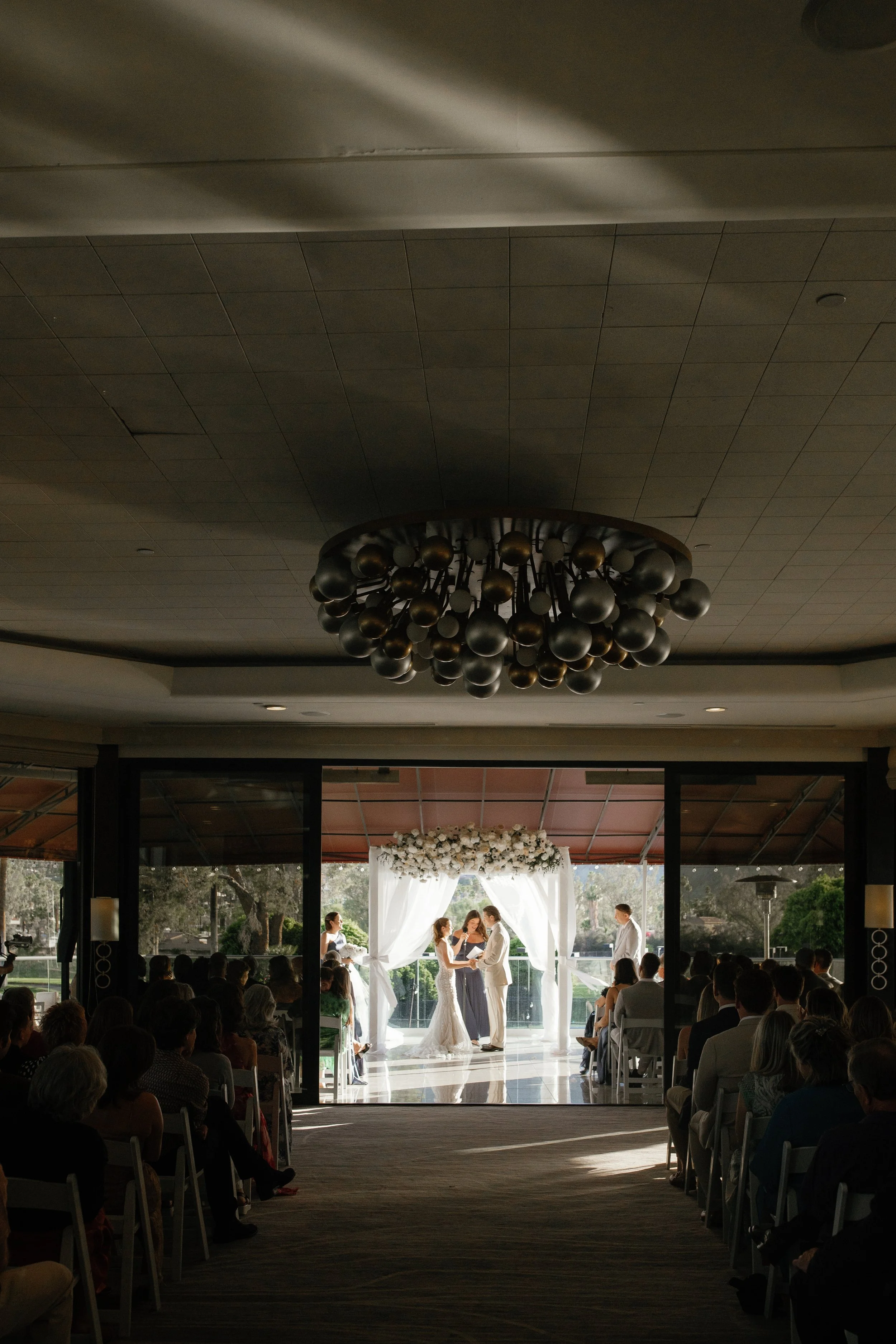 the-vow-edit-santa-barbara-wedding-simpson-house-inn-pearl-social-editorial-photography_0629.jpg