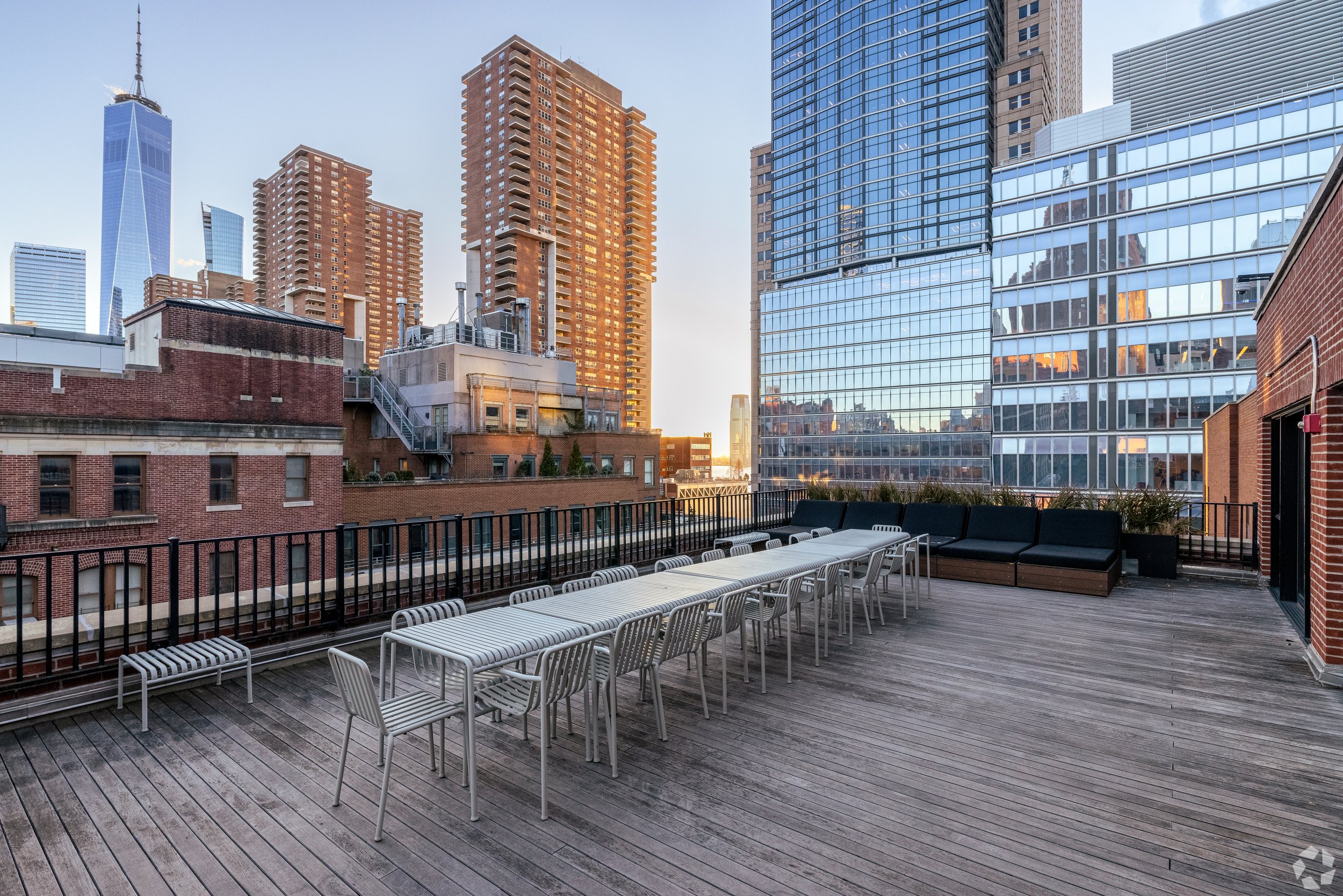 BuildingPhoto (13).jpg