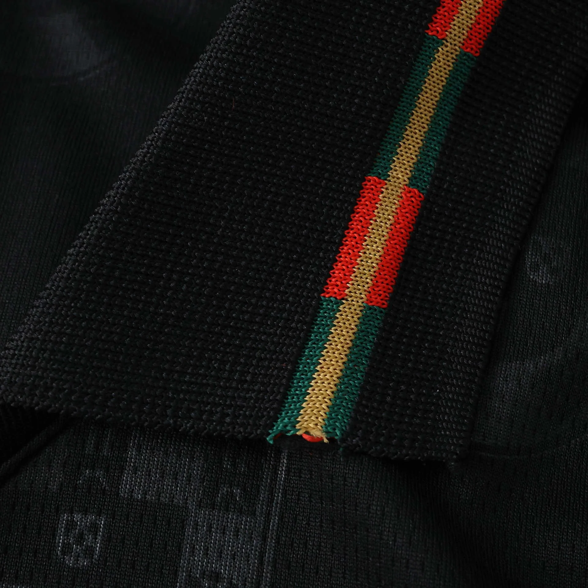 d27ef017.jpg