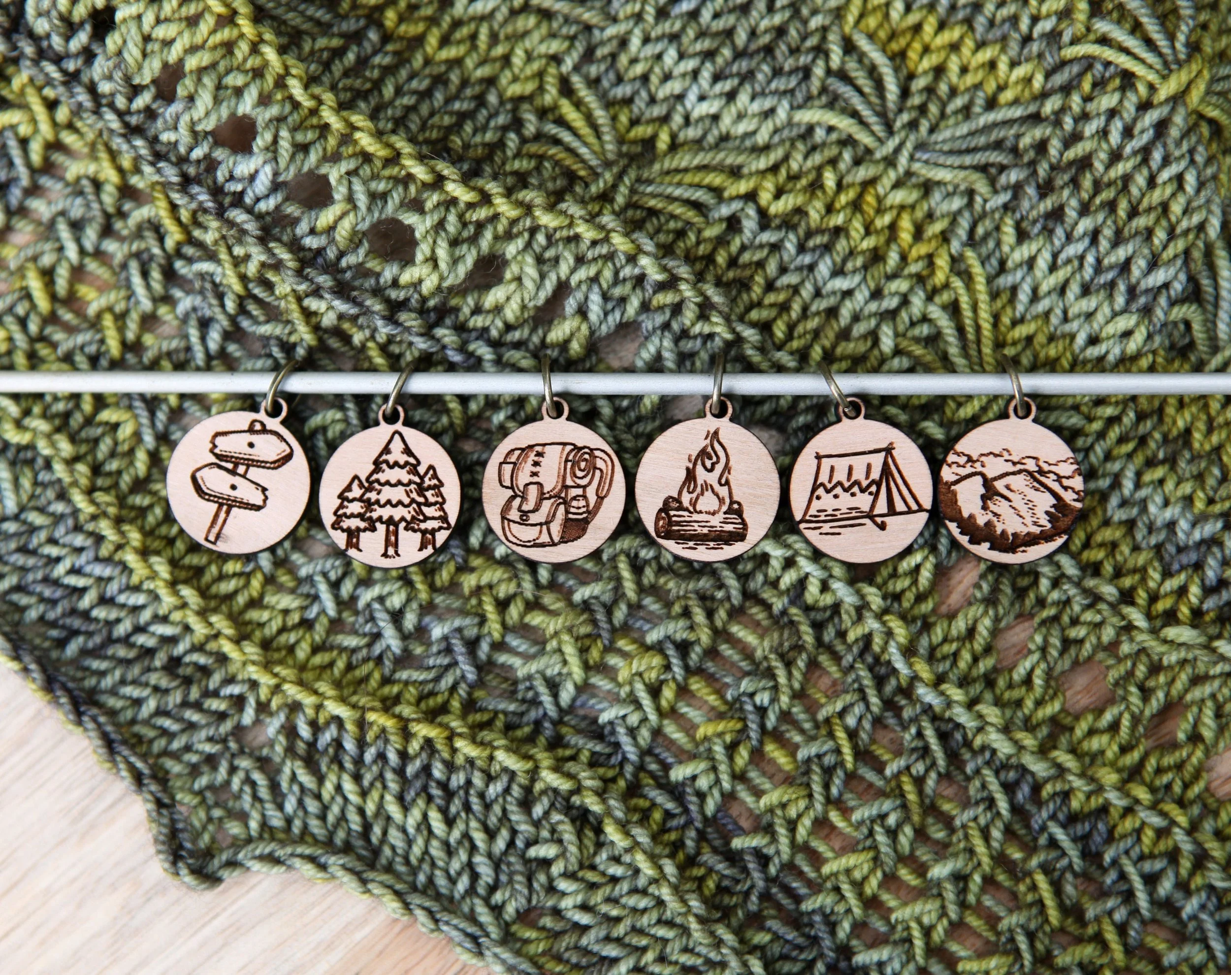 https://i.etsystatic.com/8282779/r/il/c818f6/3178798212/il_fullxfull.3178798212_k0op.jpg