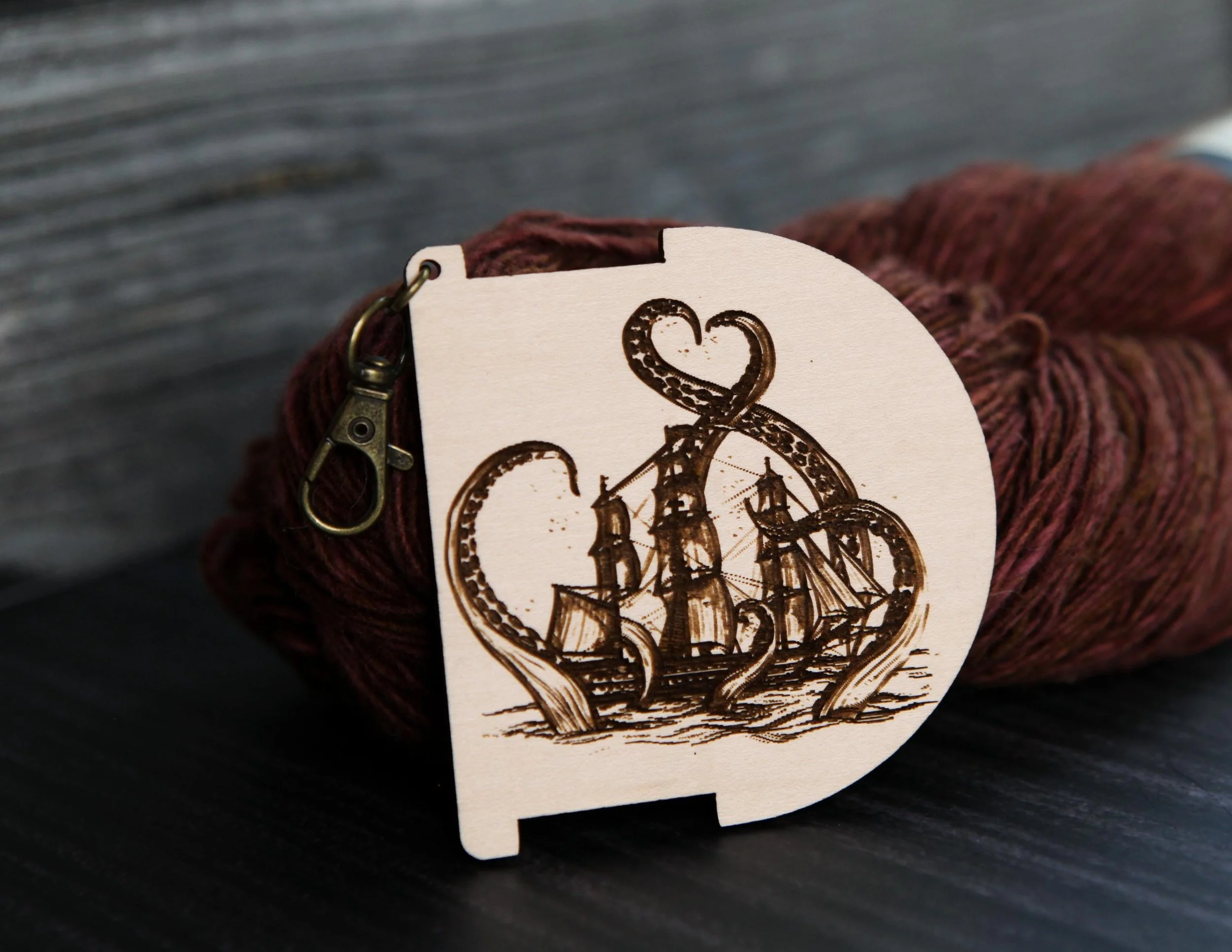 https://i.etsystatic.com/8282779/r/il/fe630d/7041637311/il_fullxfull.7041637311_6676.jpg