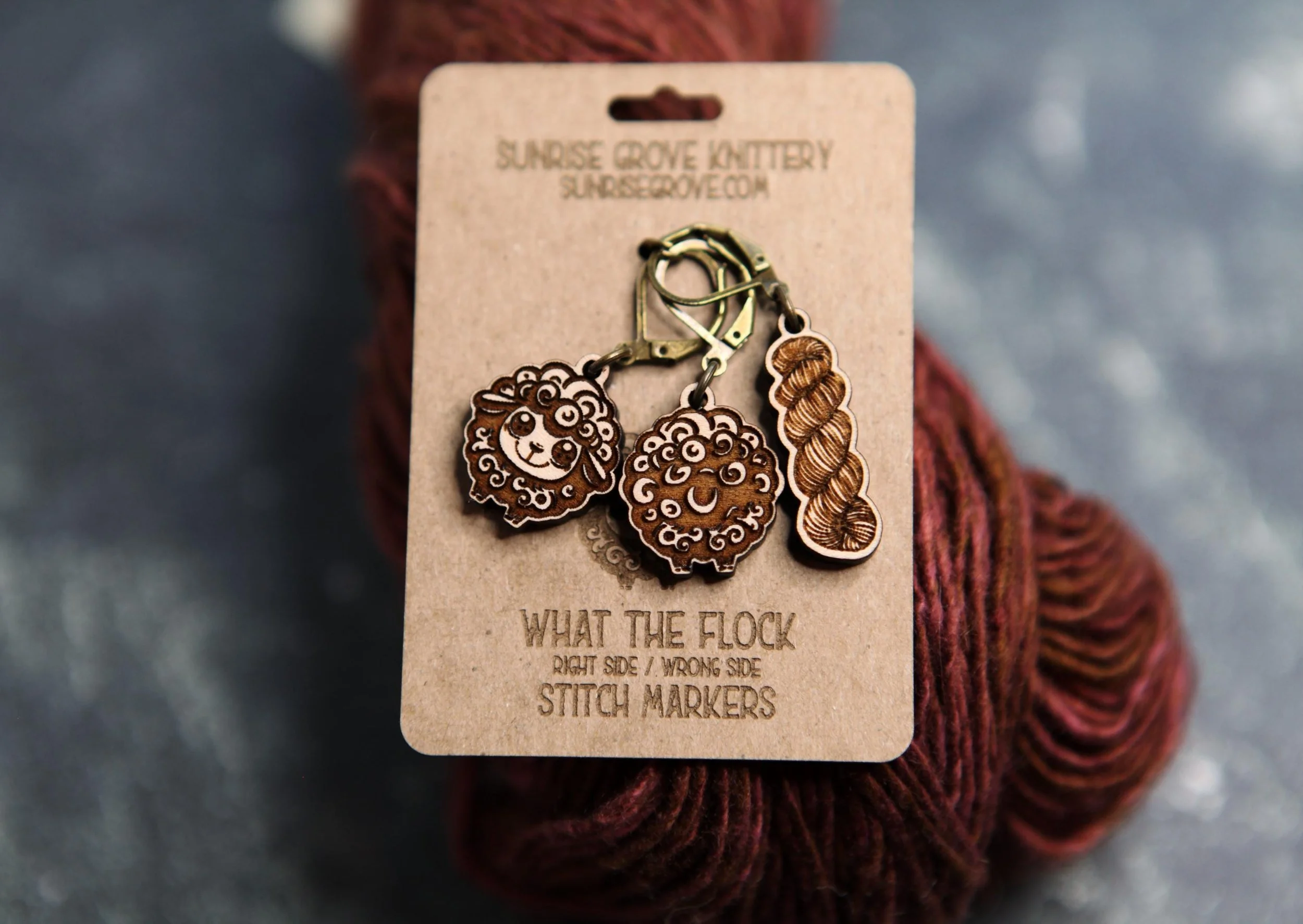 https://i.etsystatic.com/8282779/r/il/04facc/6975748684/il_fullxfull.6975748684_oak0.jpg