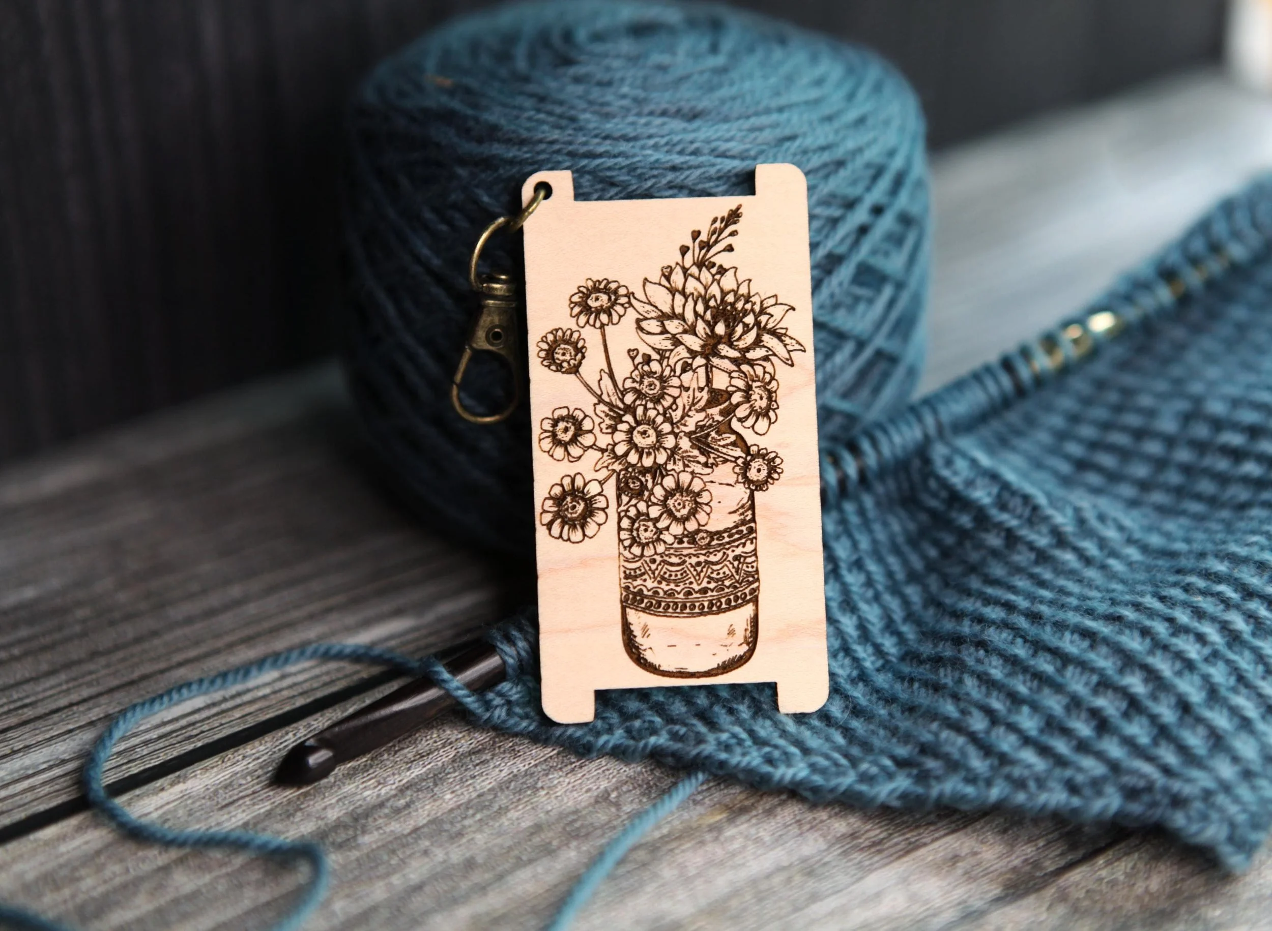 https://i.etsystatic.com/8282779/r/il/dbfb3b/7041455743/il_fullxfull.7041455743_ik0q.jpg