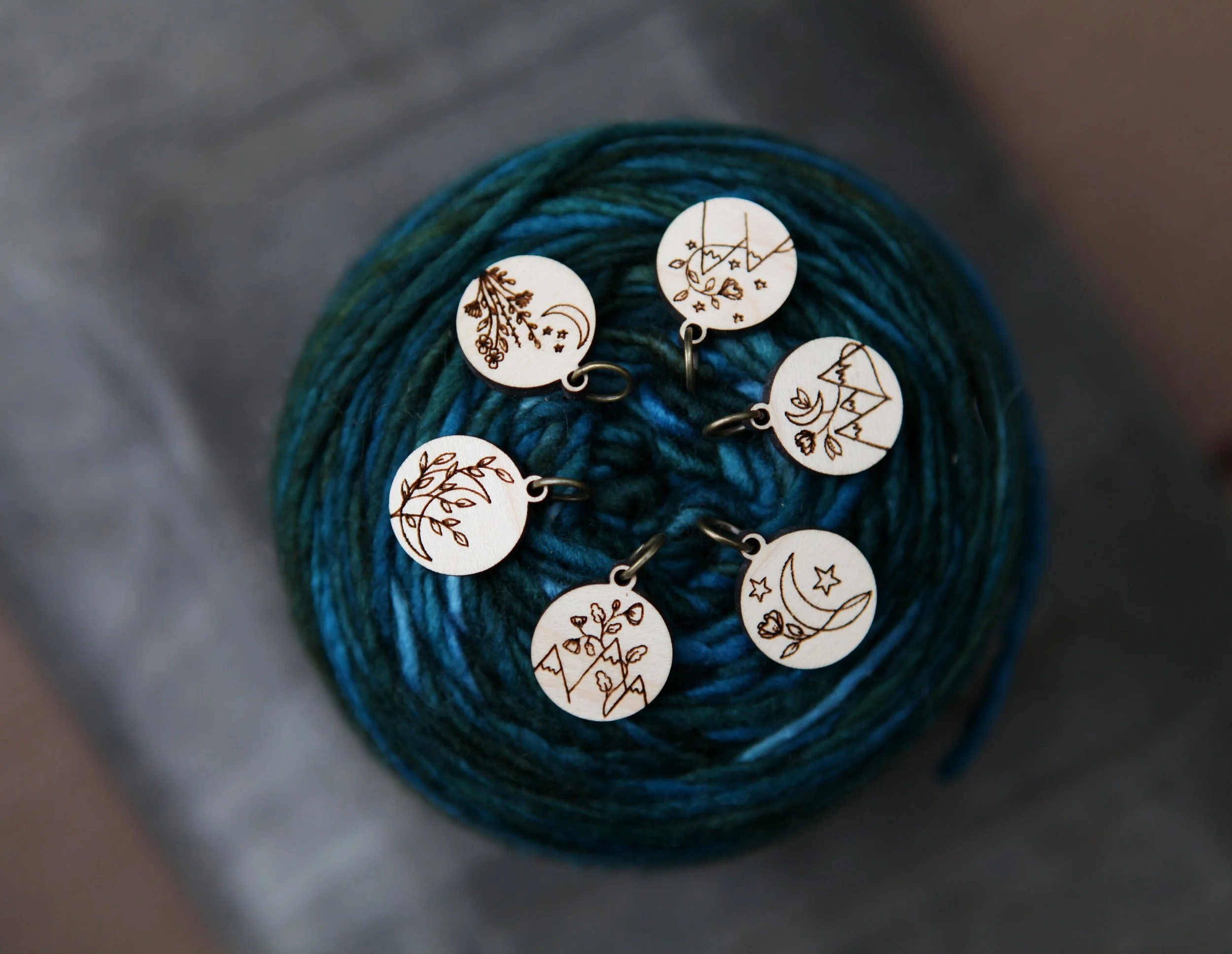 https://i.etsystatic.com/8282779/r/il/472176/3811889205/il_fullxfull.3811889205_cl84.jpg