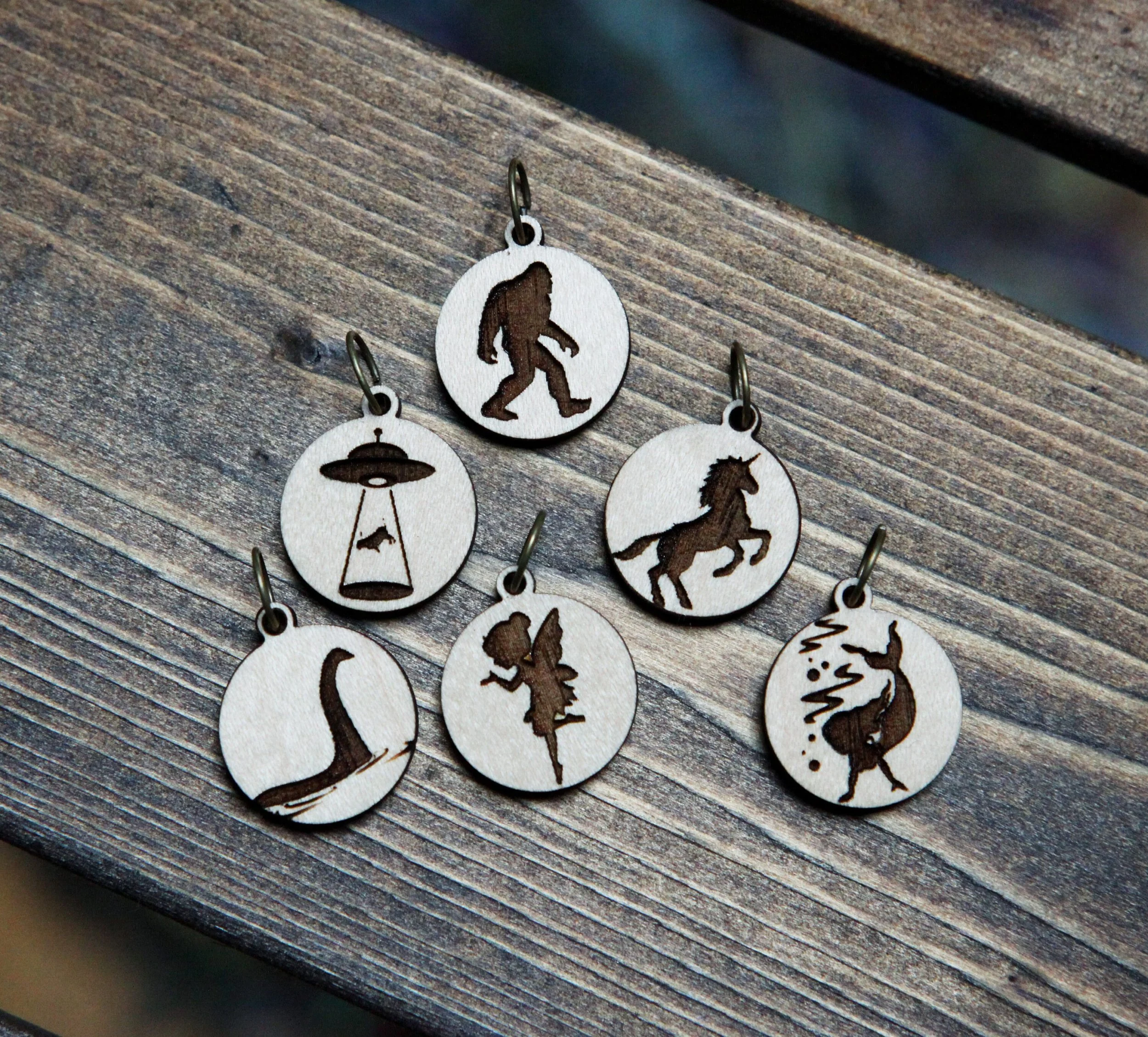 https://i.etsystatic.com/8282779/r/il/eb95ff/2216730410/il_fullxfull.2216730410_64s4.jpg