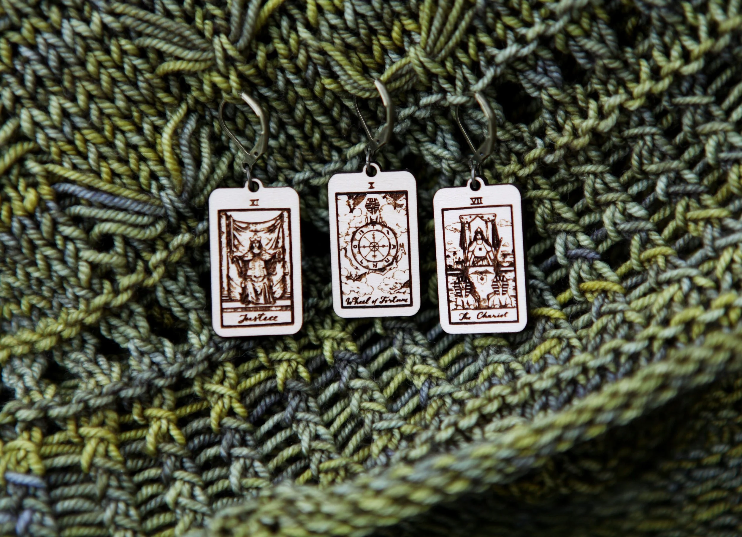 https://i.etsystatic.com/8282779/r/il/1792f8/4852030675/il_fullxfull.4852030675_qqr2.jpg