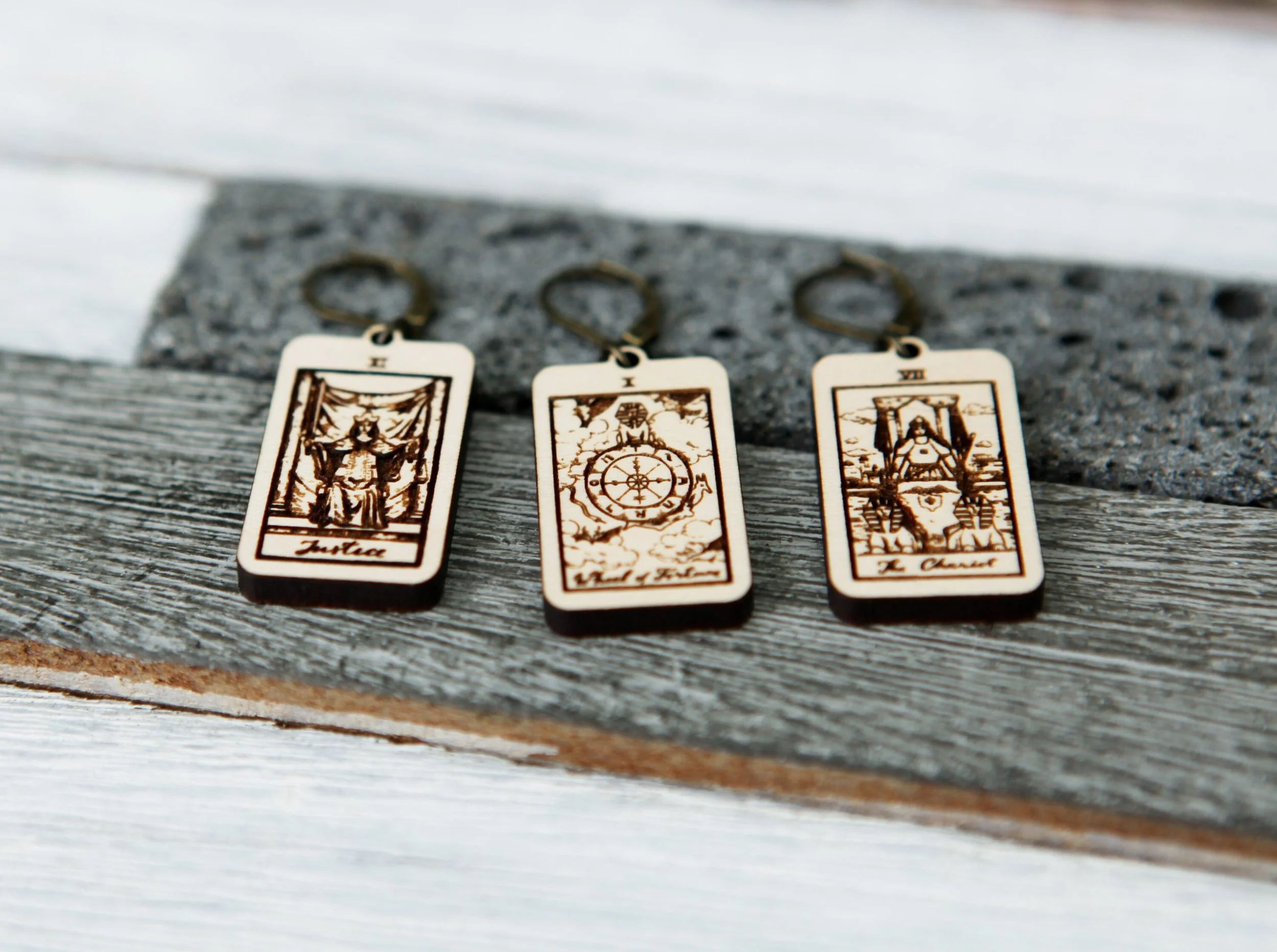 https://i.etsystatic.com/8282779/r/il/c057d0/4803762754/il_fullxfull.4803762754_dlqj.jpg