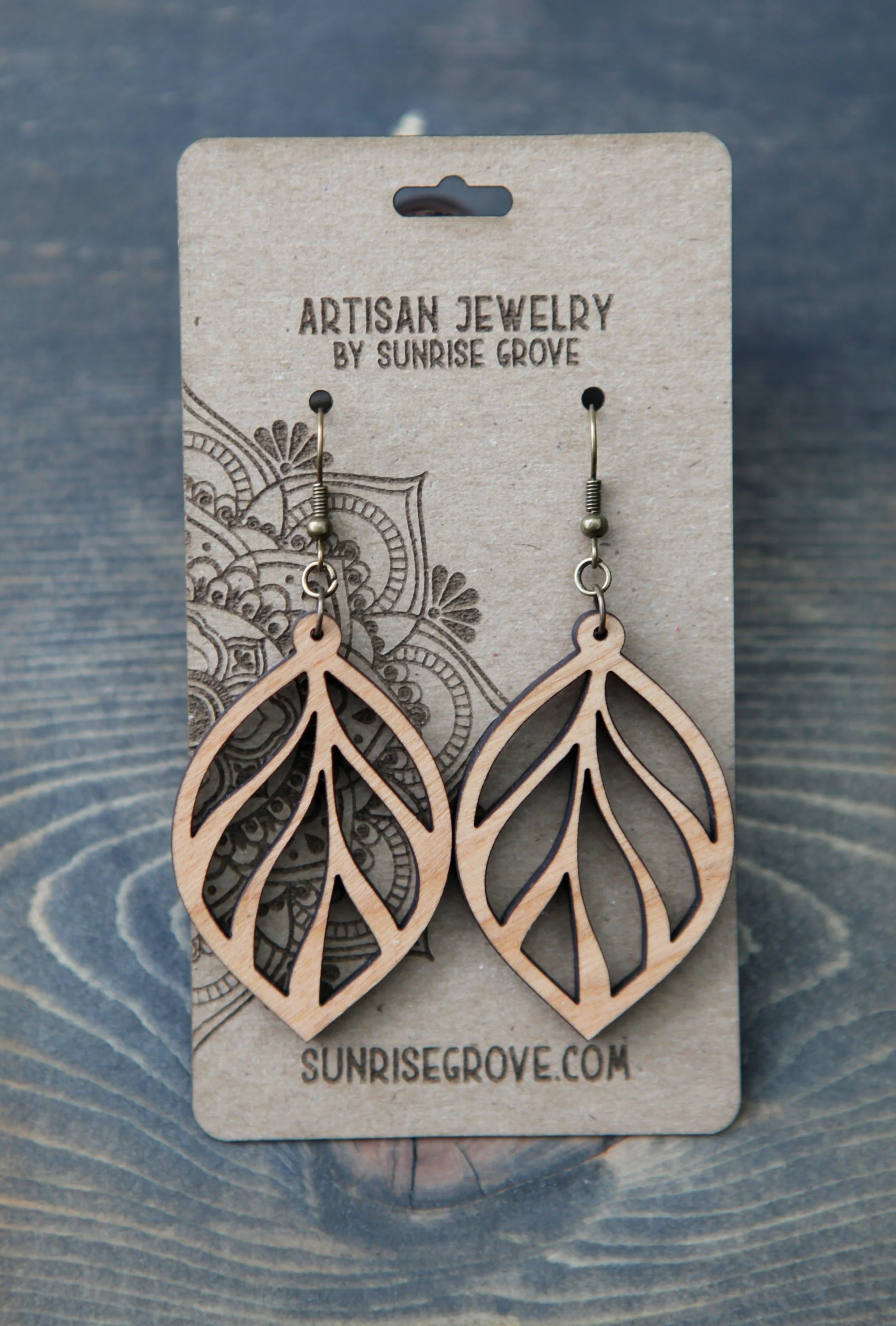 https://i.etsystatic.com/8282779/r/il/9df858/2785502168/il_fullxfull.2785502168_139b.jpg