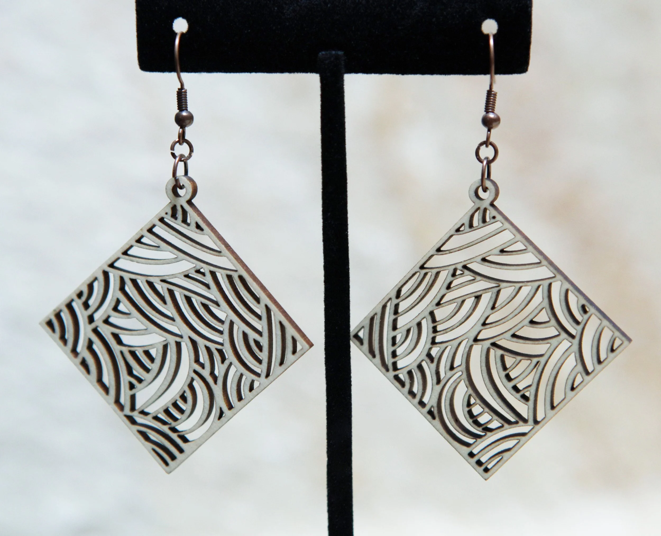 https://i.etsystatic.com/8282779/r/il/1f627e/2158635664/il_fullxfull.2158635664_8a3w.jpg