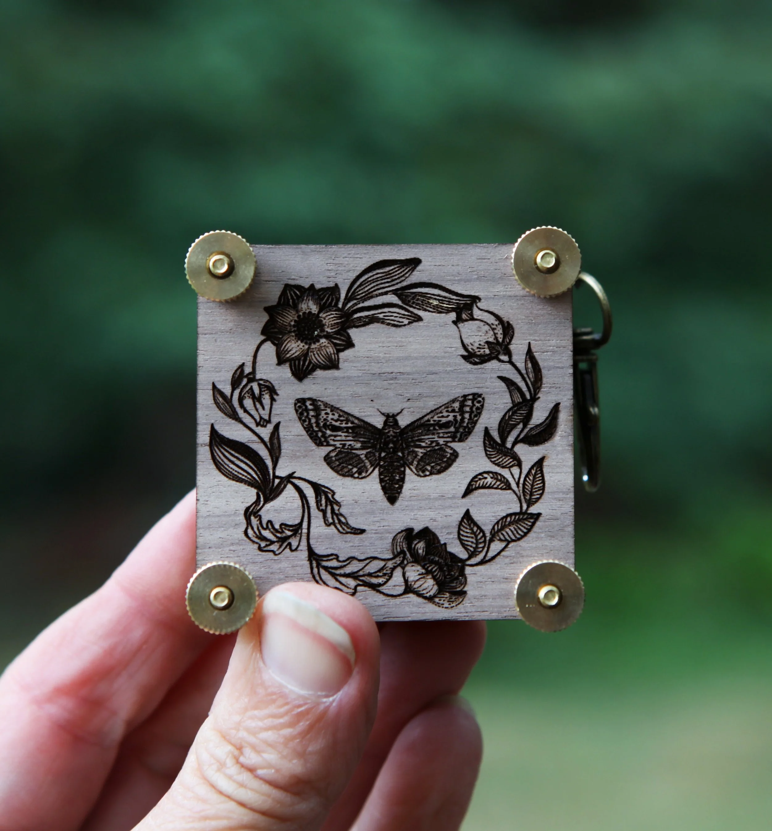 https://i.etsystatic.com/8282779/r/il/190a0c/5129867967/il_fullxfull.5129867967_kdk0.jpg