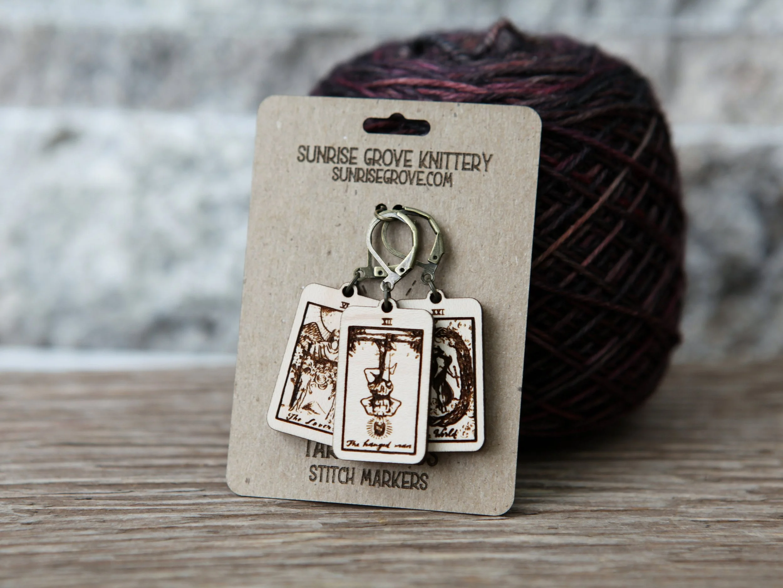 https://i.etsystatic.com/8282779/r/il/2d5fef/4803772106/il_fullxfull.4803772106_nsad.jpg