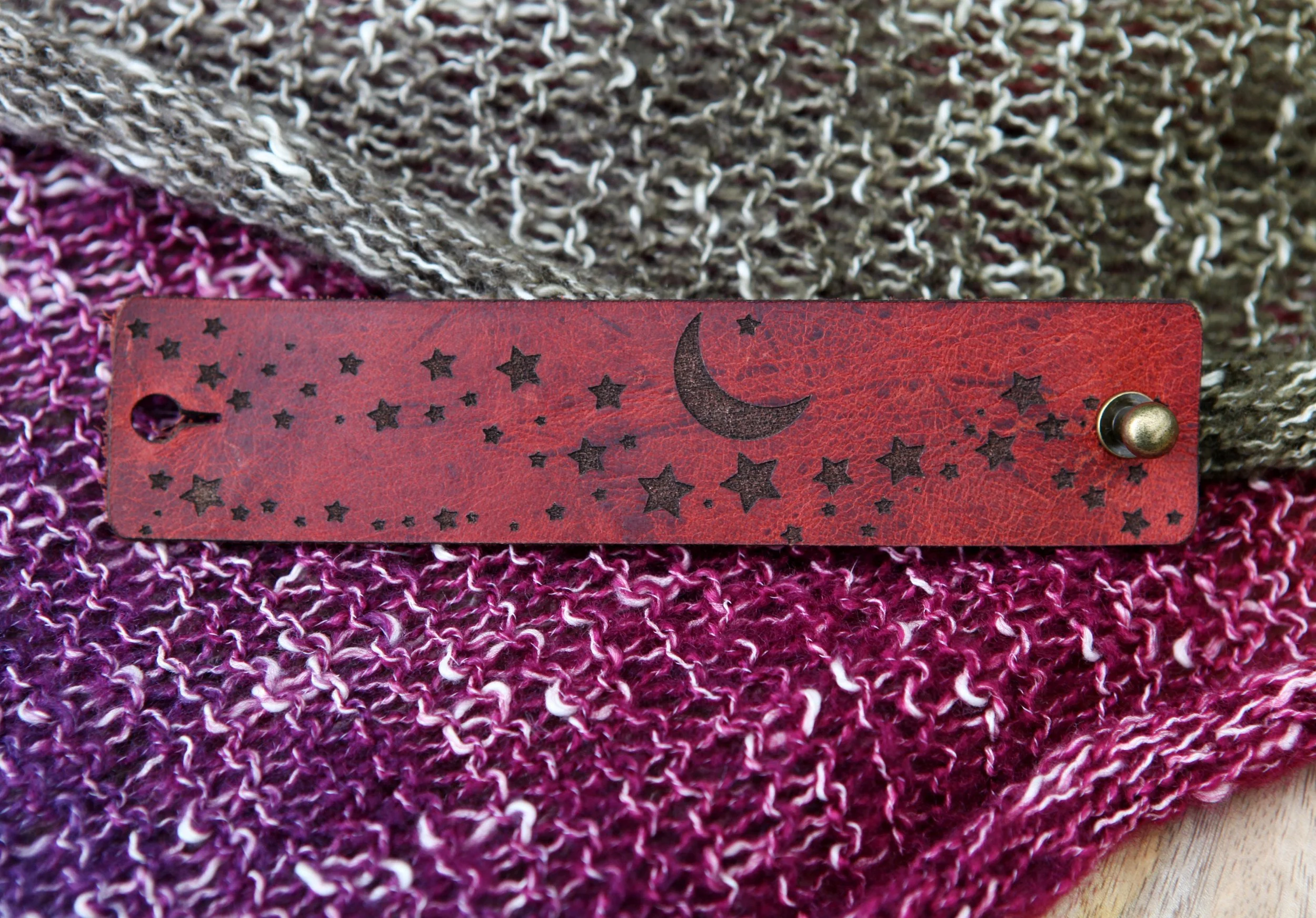 https://i.etsystatic.com/8282779/r/il/f1d8c0/3178387511/il_fullxfull.3178387511_4r7g.jpg