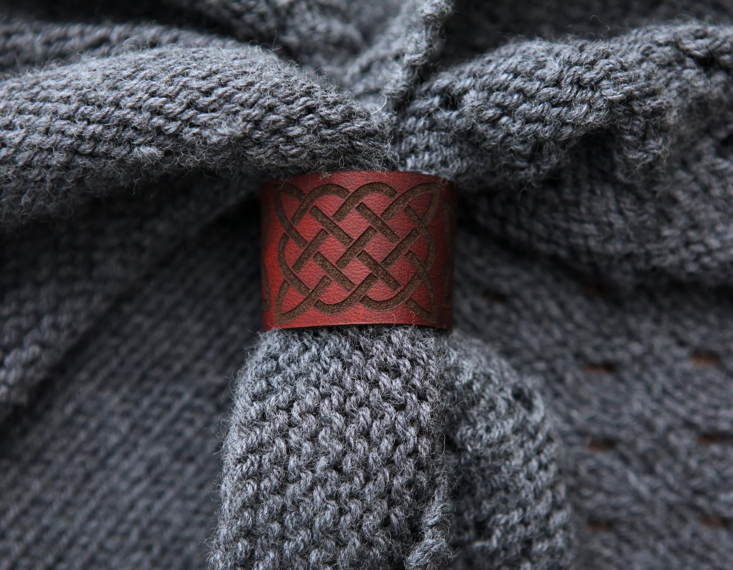 https://i.etsystatic.com/8282779/r/il/90e8c9/3234612740/il_fullxfull.3234612740_j50e.jpg